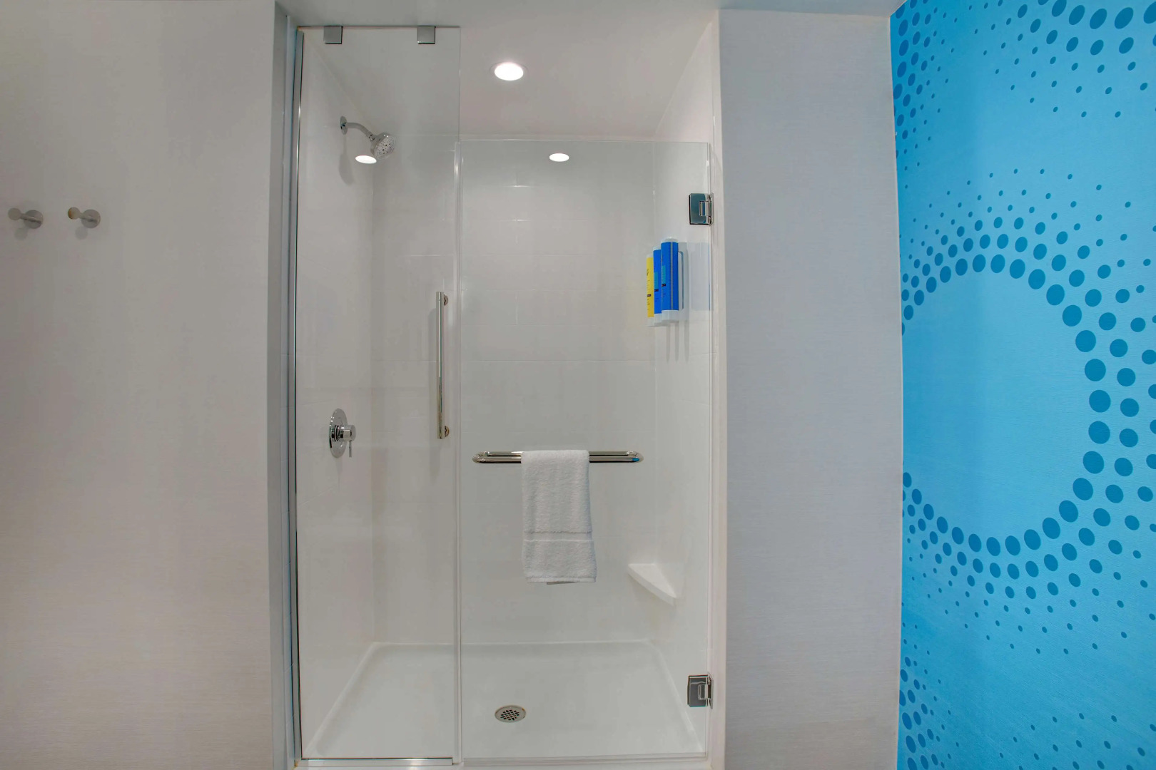 Tru by Hilton Alcoa Knoxville Airport