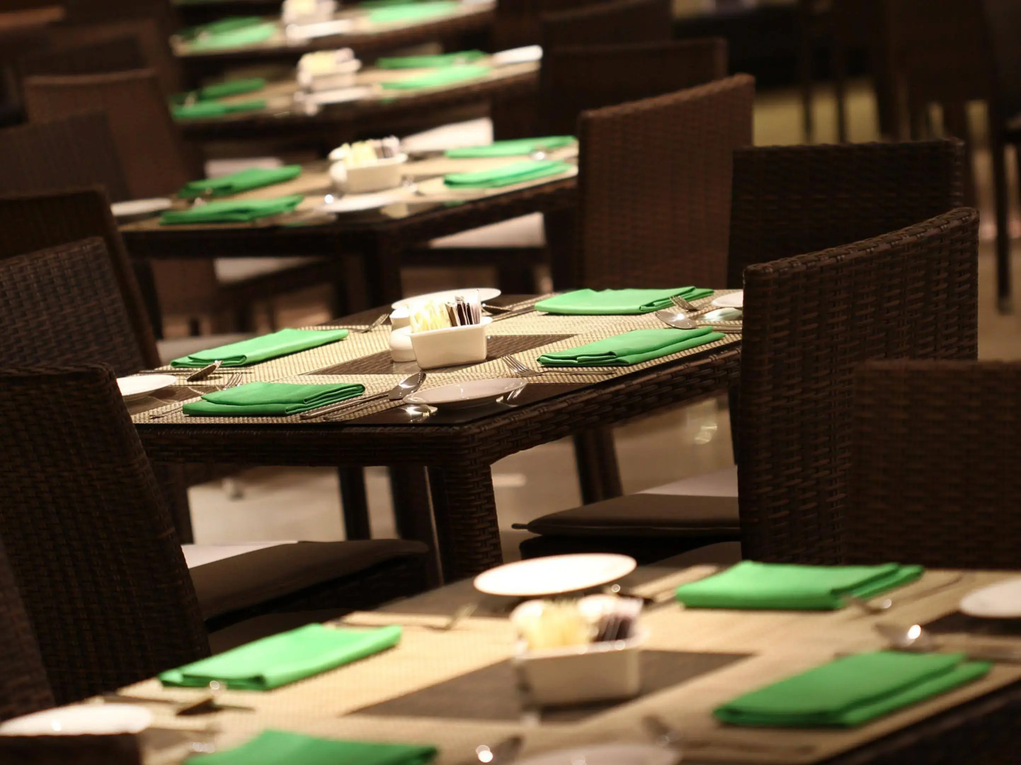 Santika Premiere Kota Harapan Indah