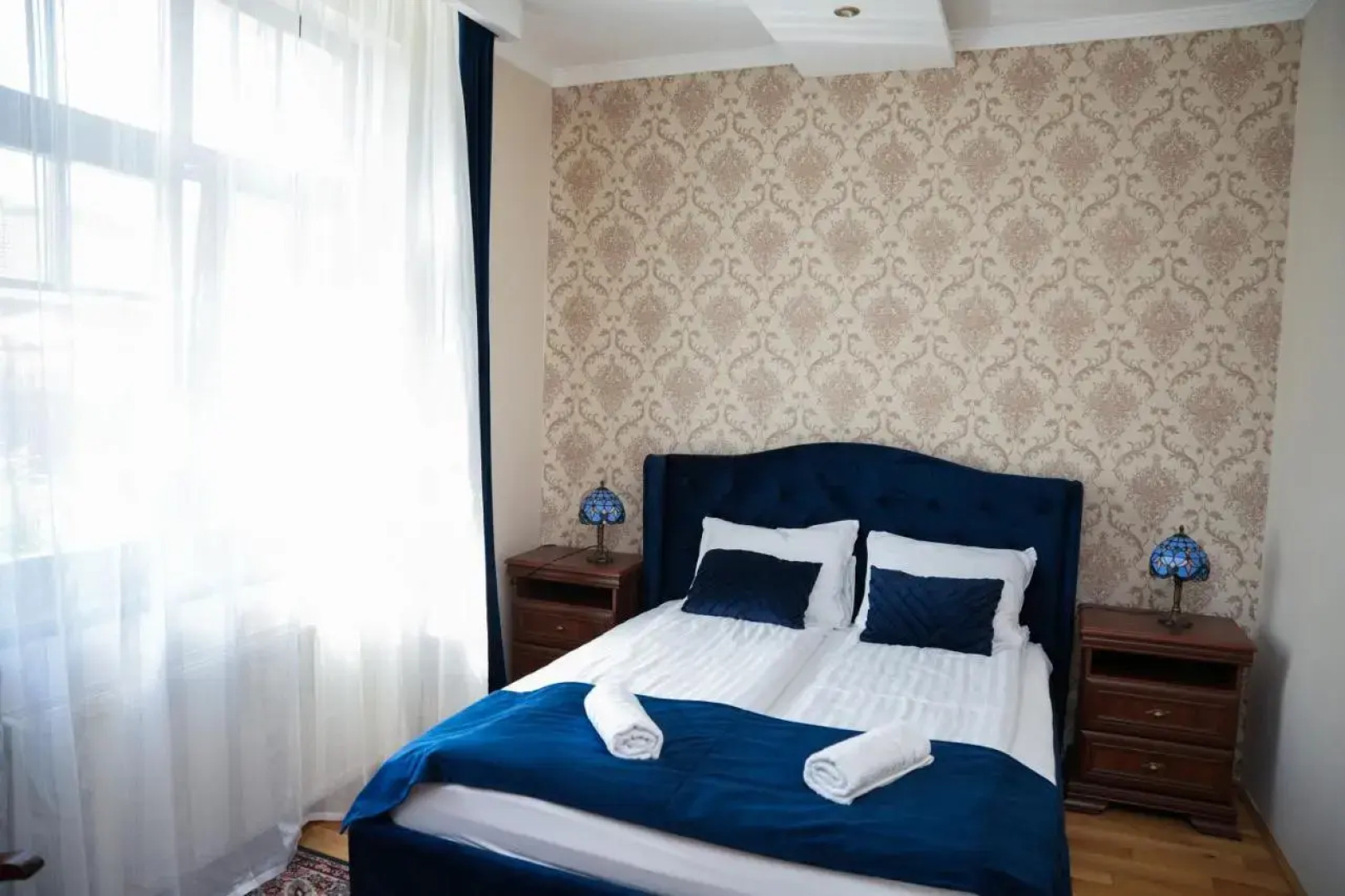 Varkert Deluxe Apartmanhaz