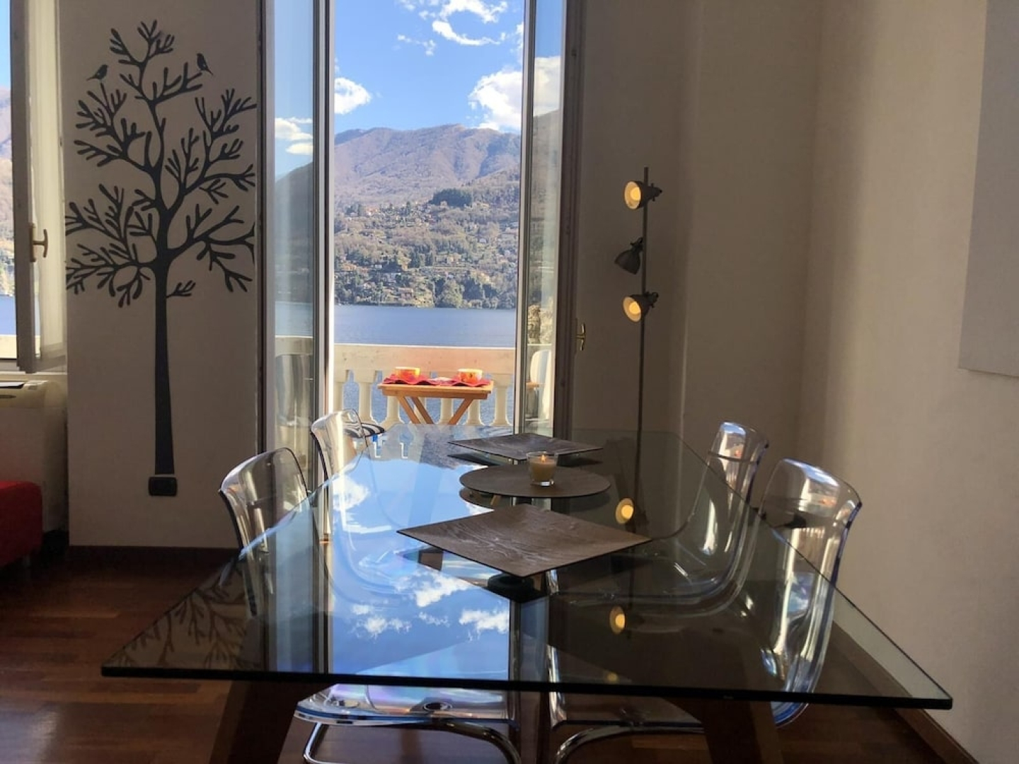 Larius balcony on the lake