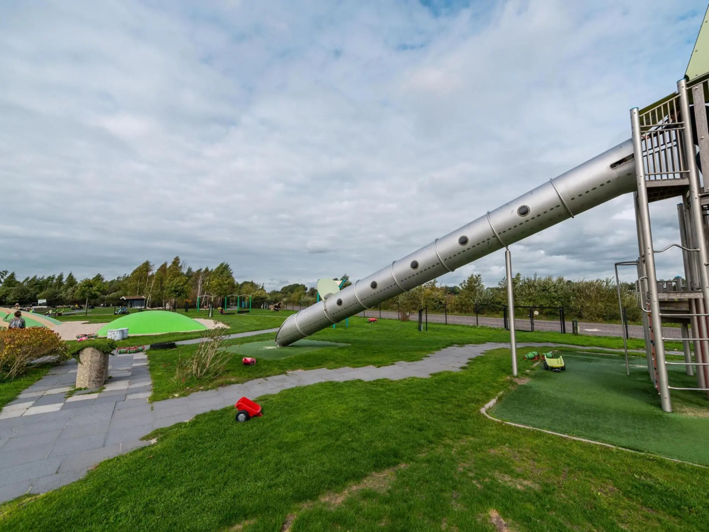 Wooden Lodge Near Three National Parks
