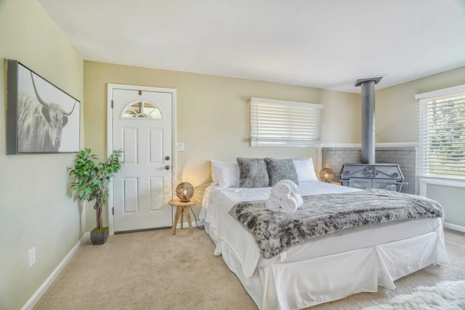 3BD Cowboy Cabin Pikes Peak Mountain Log Cabin