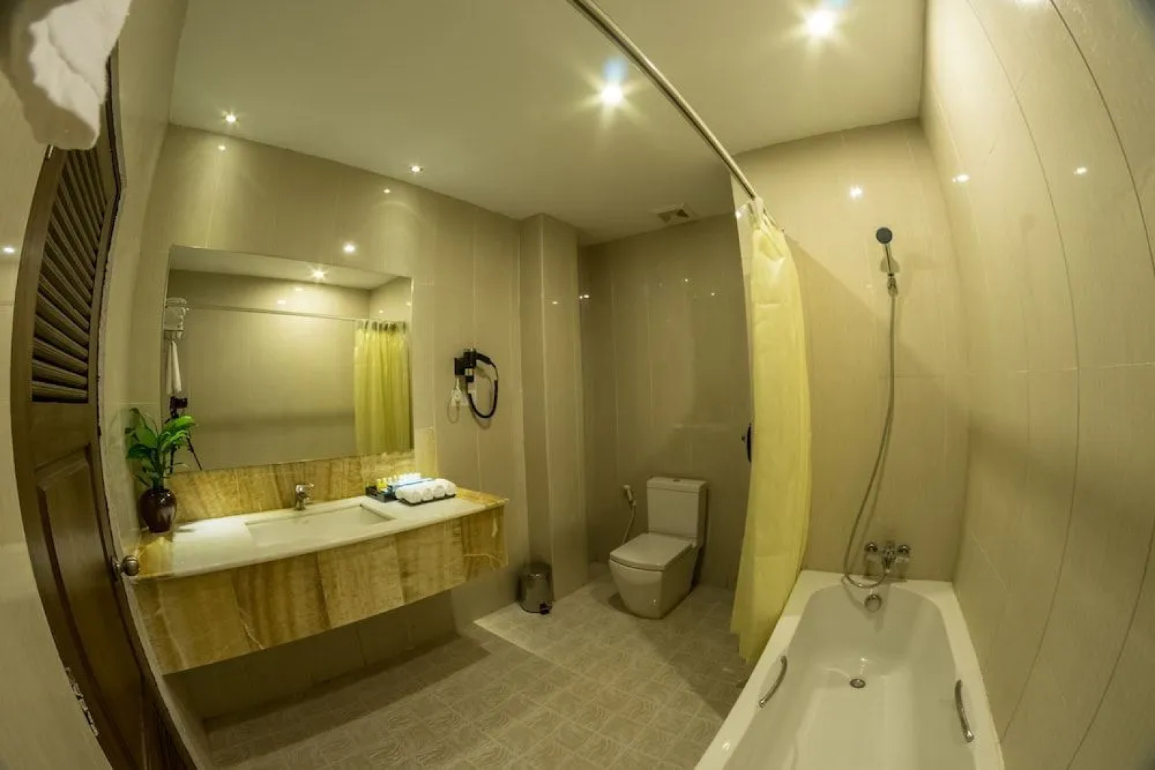 Bagan Landmark Hotel