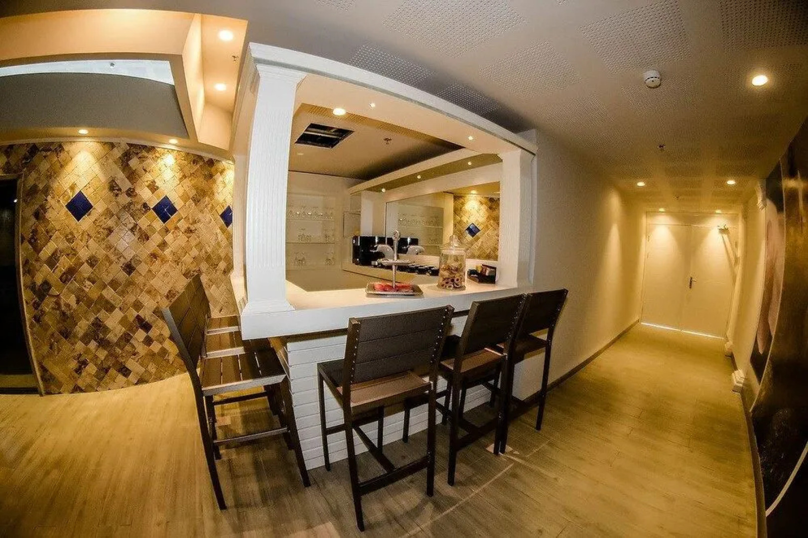 Sandrine Hotel & Spa