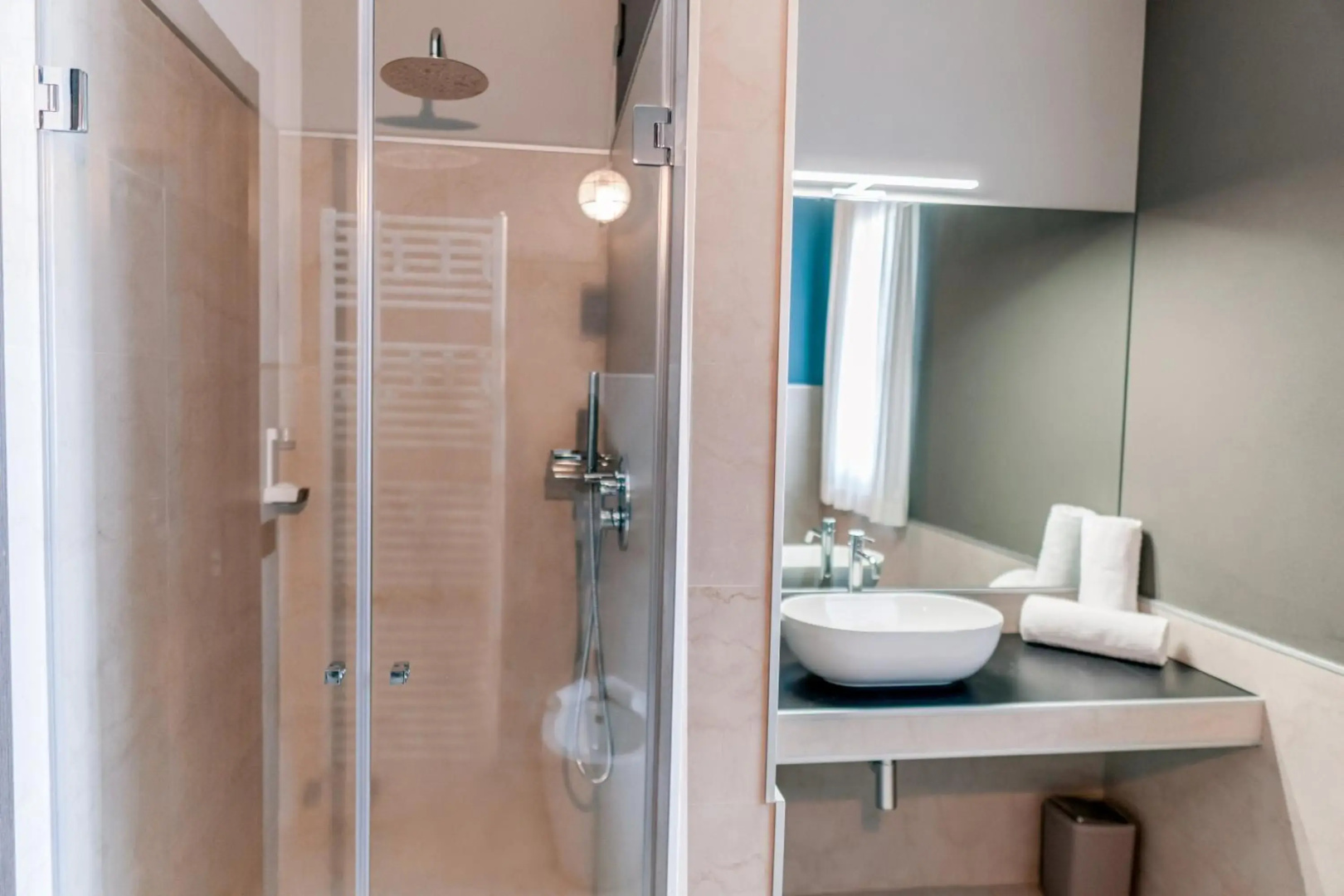 K Modern Hotel