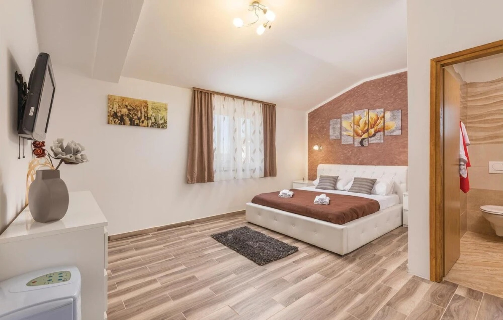 Stunning Home in Nedescina With Wifi and 4 Bedrooms