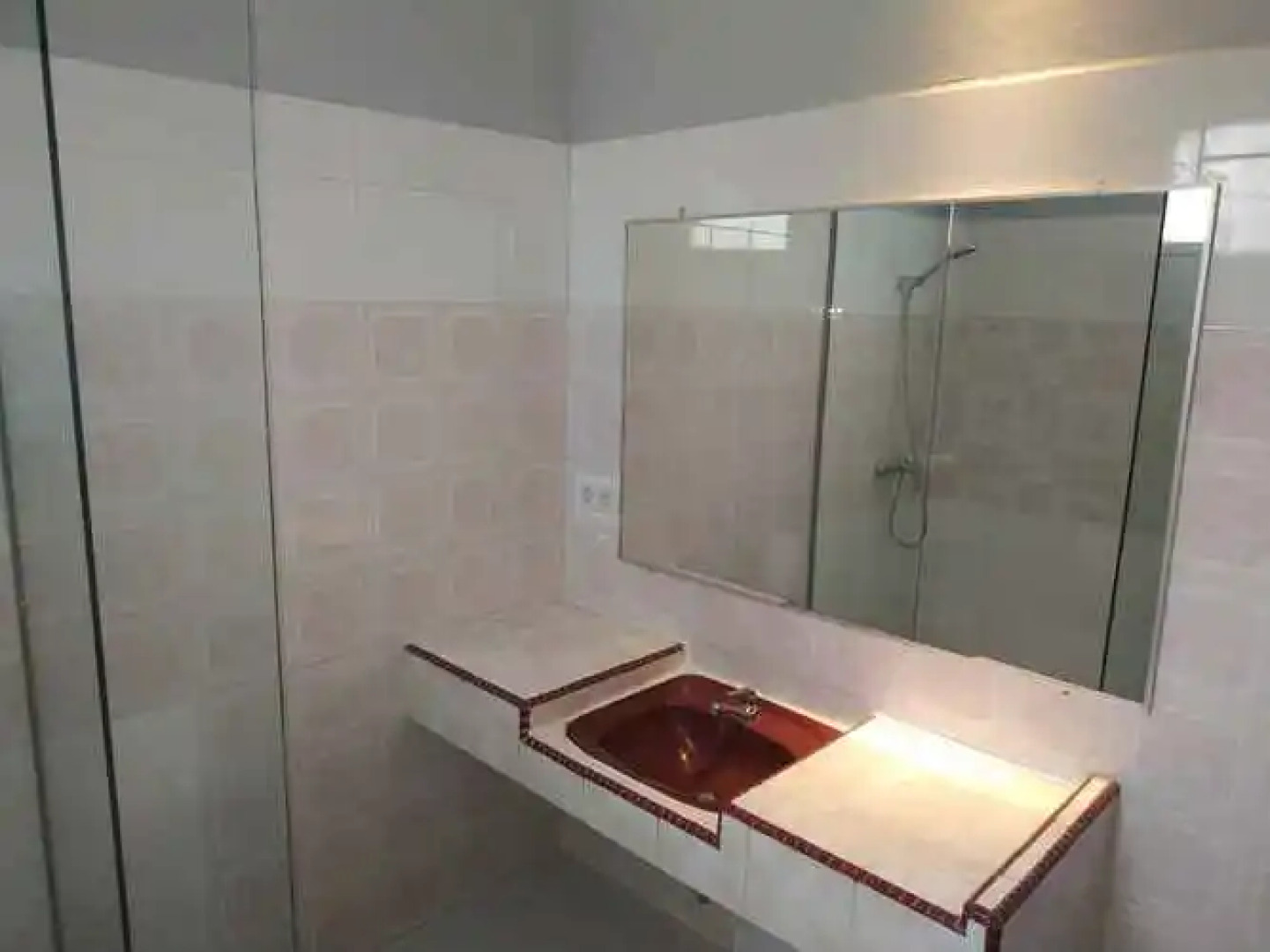 Ilaya Hotel And Resort