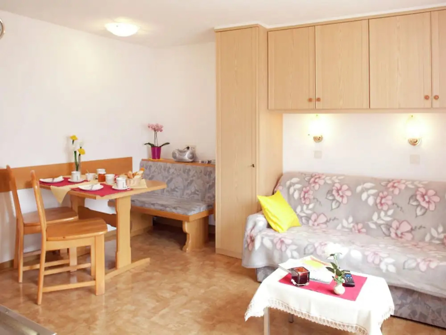 Cozy Apartment in Niedernsill near Skiing