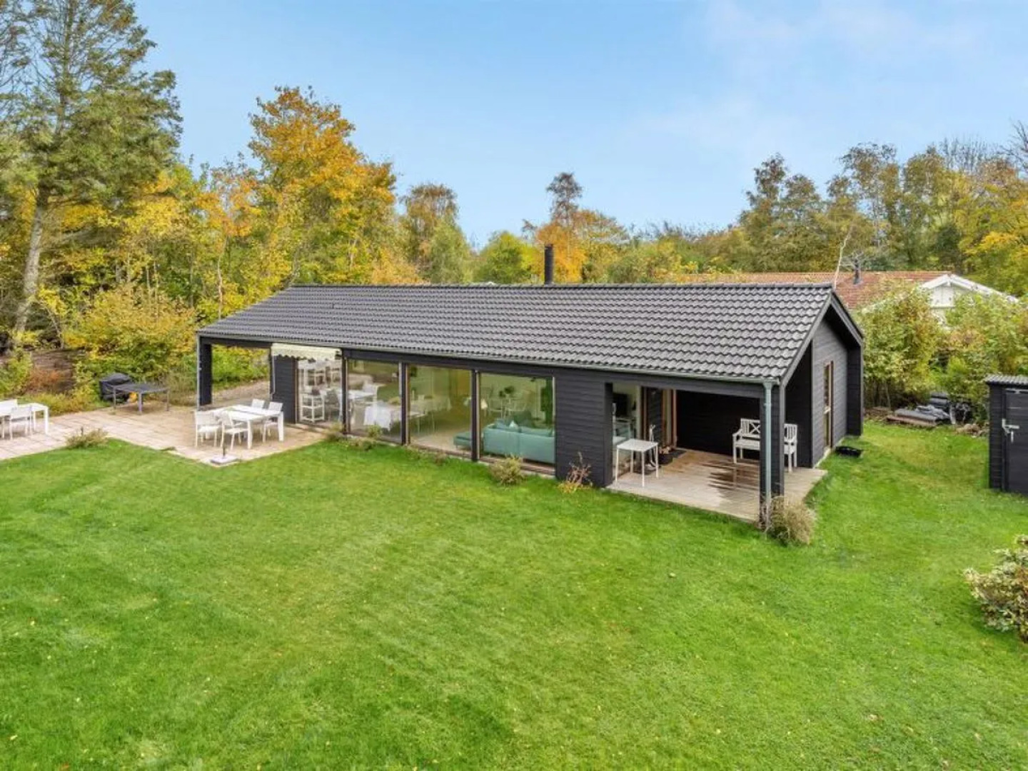 "Aino" - 1km from the sea in Sealand