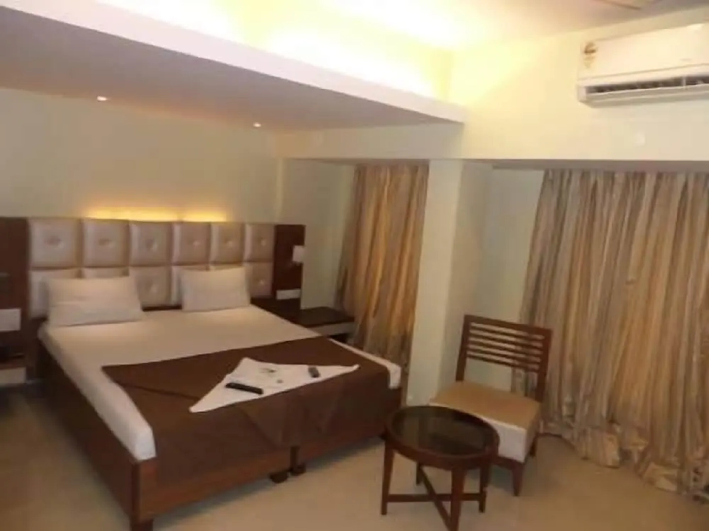 Hotel Aishwarya Residency
