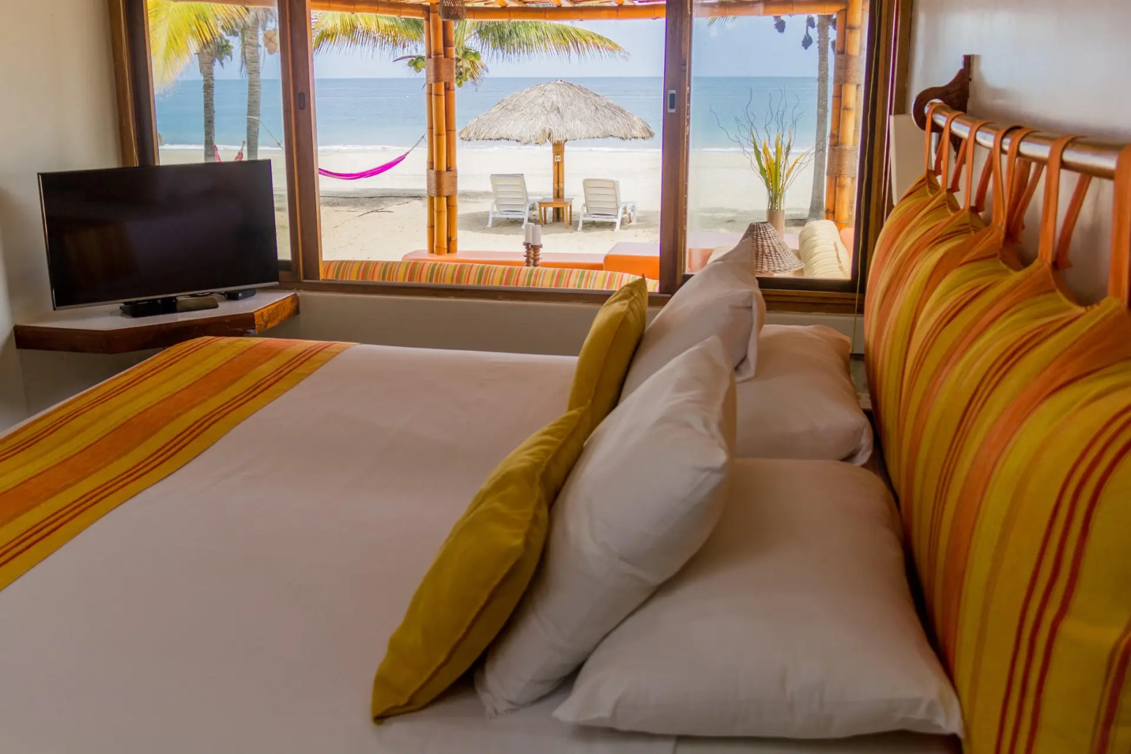 Punta Sal Suites & Bungalows Resort