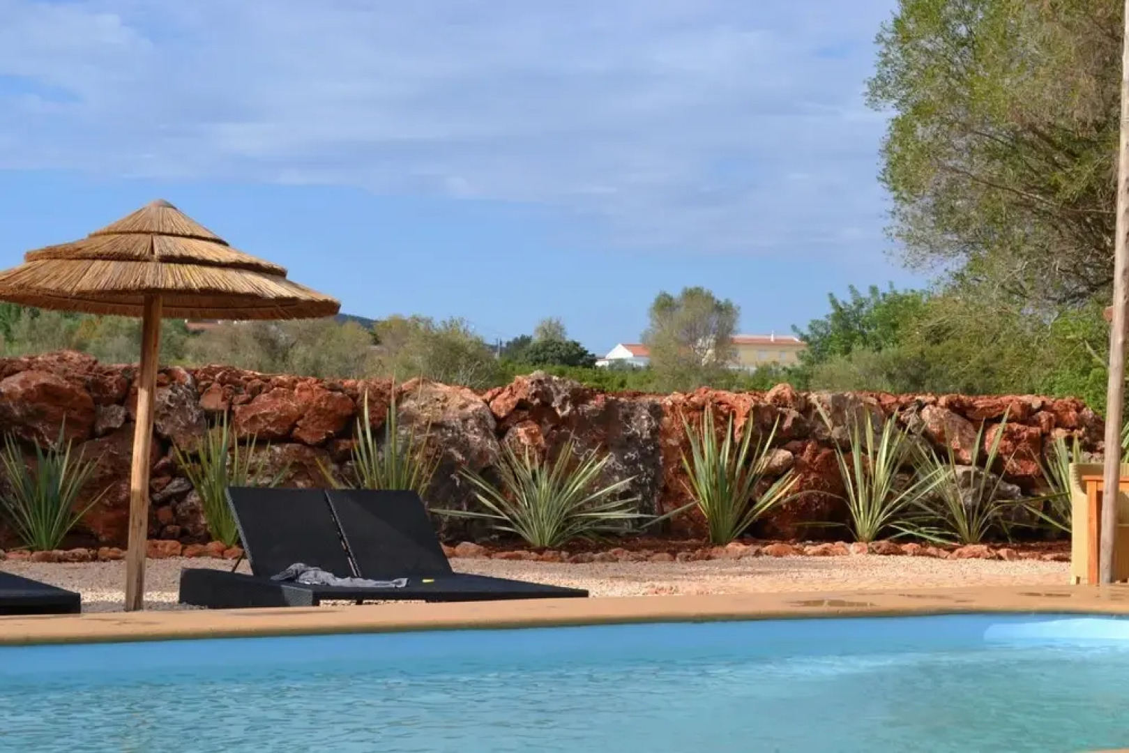 Quinta do Calderao by Portucasa