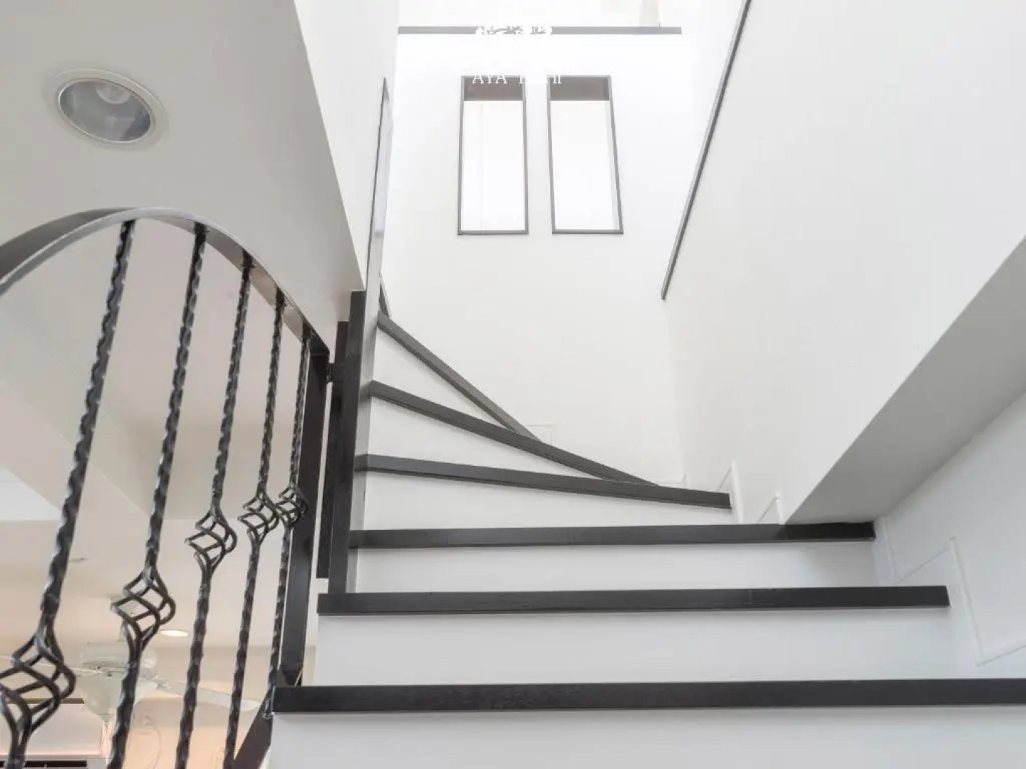 Ocean Villa Tin Gala