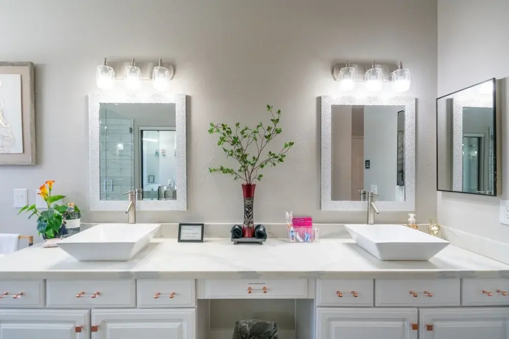 The Copper House 5 Bedroom Home by RedAwning