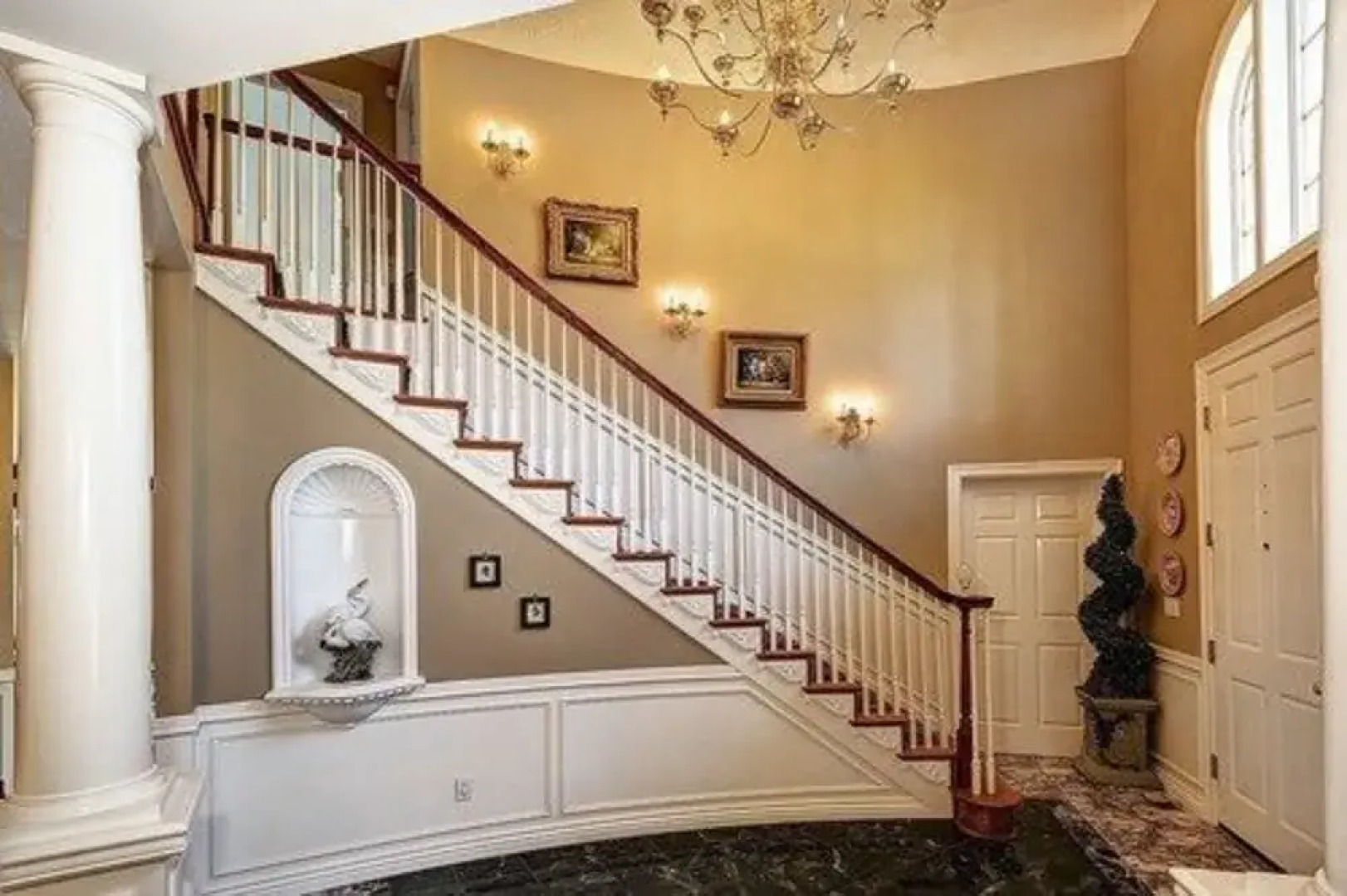 Sea Mist Waterfront Inn