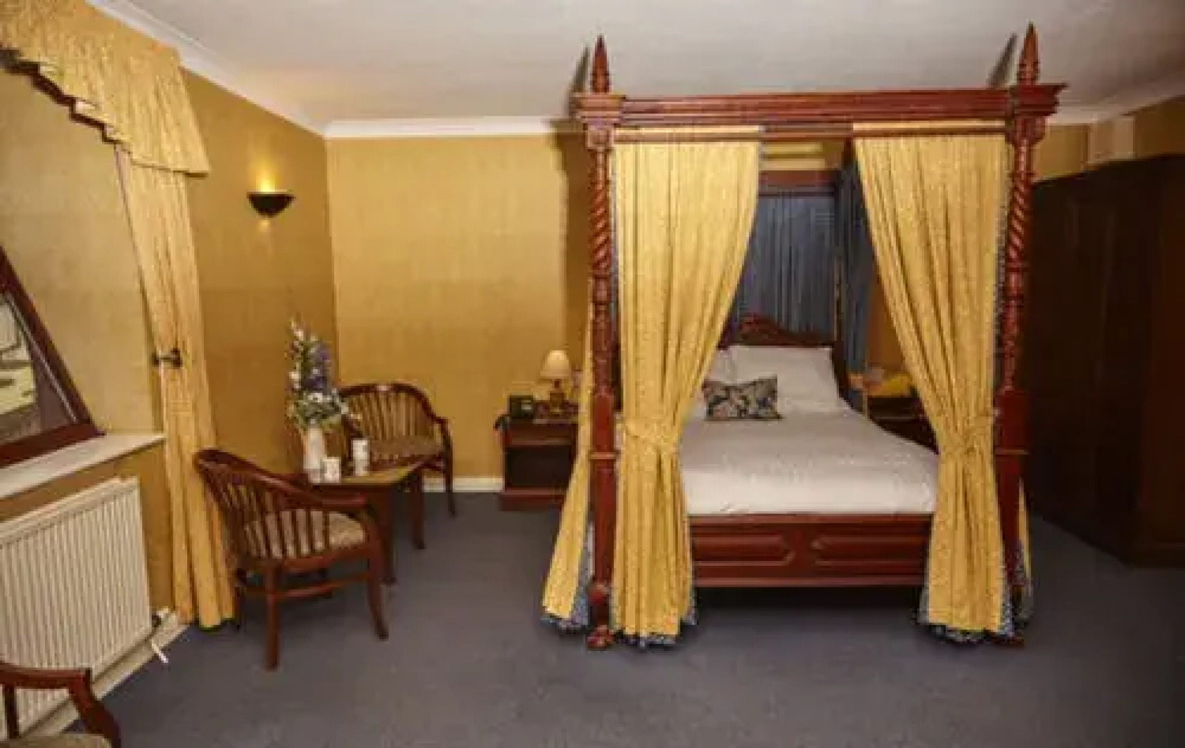 The Humber Bridge Country Hotel