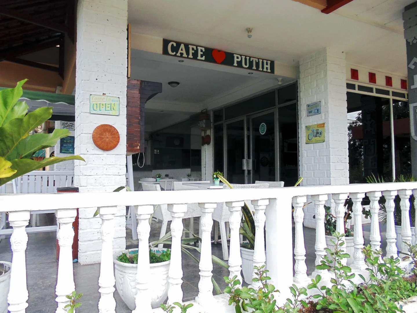 OYO 2487 Sampurna Jaya Hotel