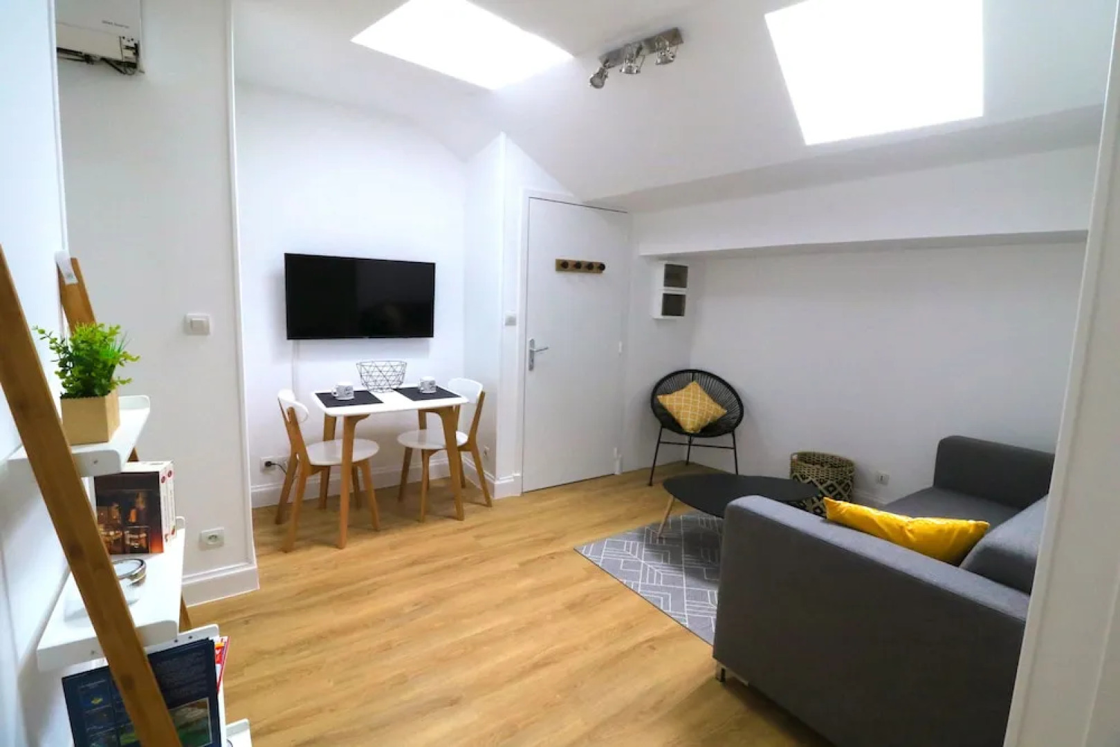 Yann locations meublées