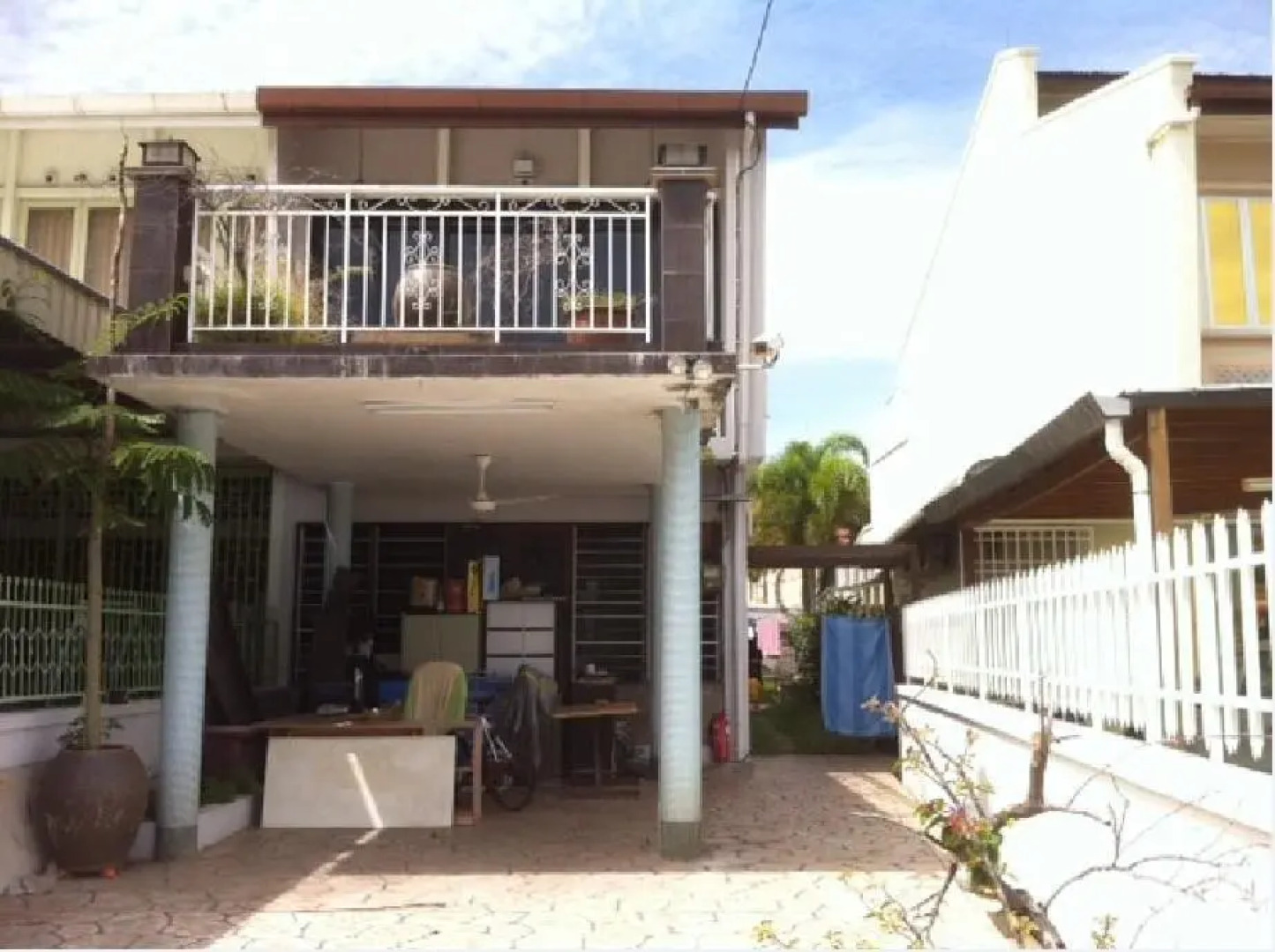 Venus Female Boarding House (отель для женщин)