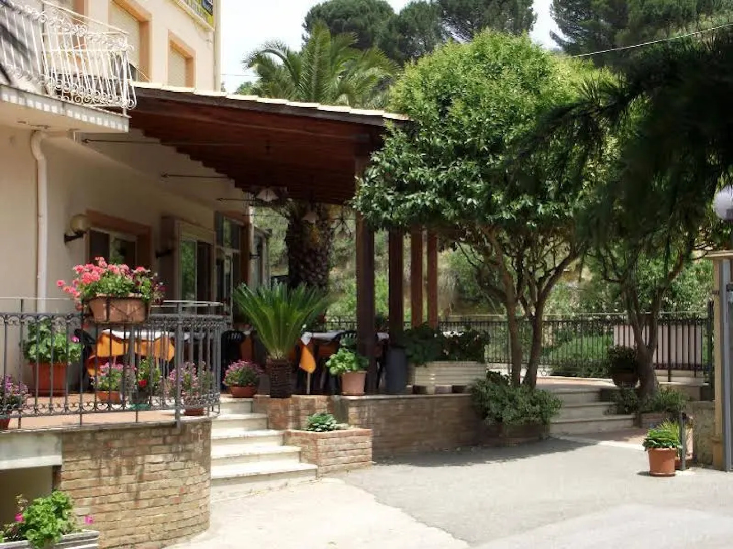 Mosaici Da Battiato Hotel