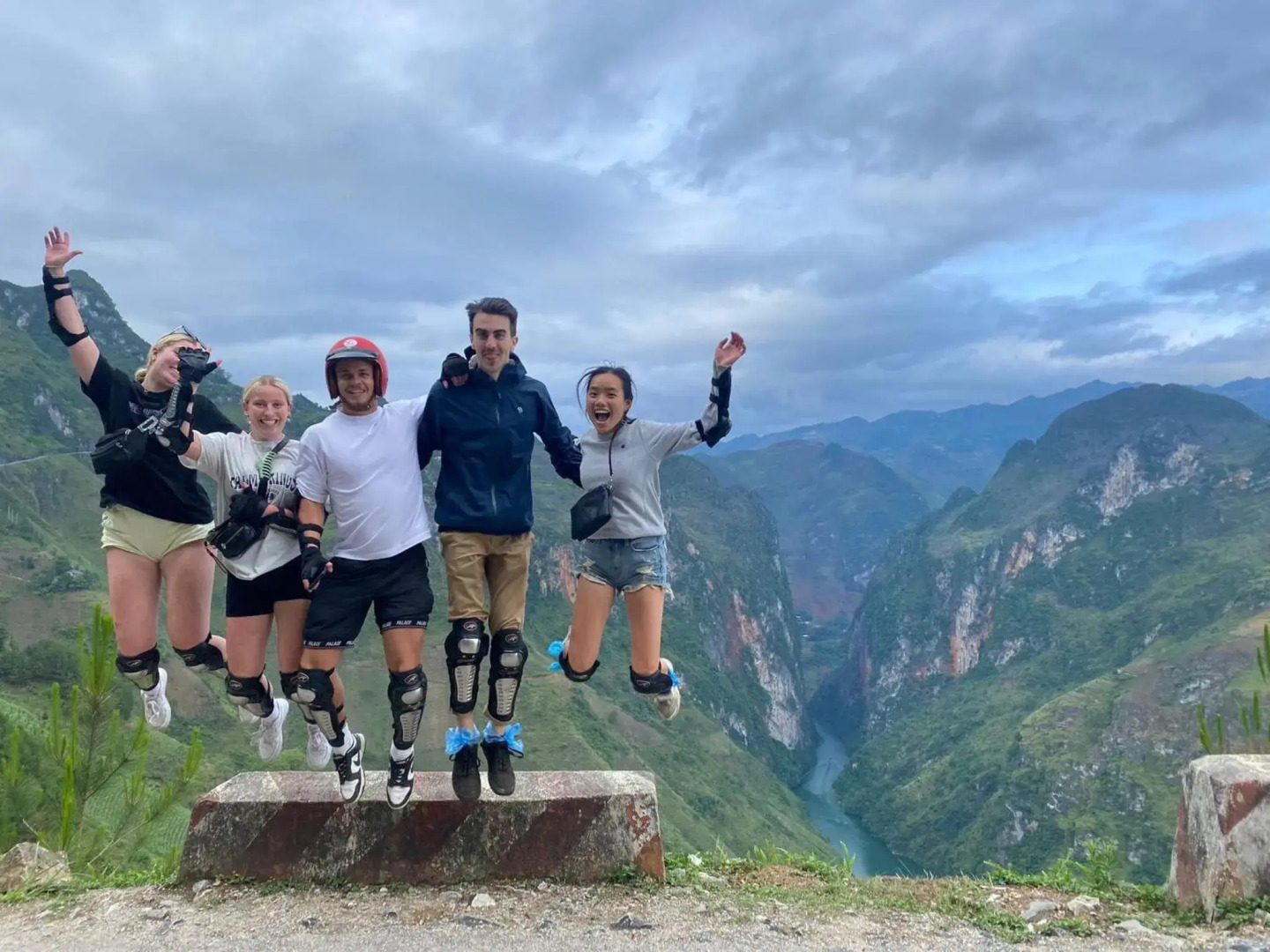 Bong Ha Giang Hostel