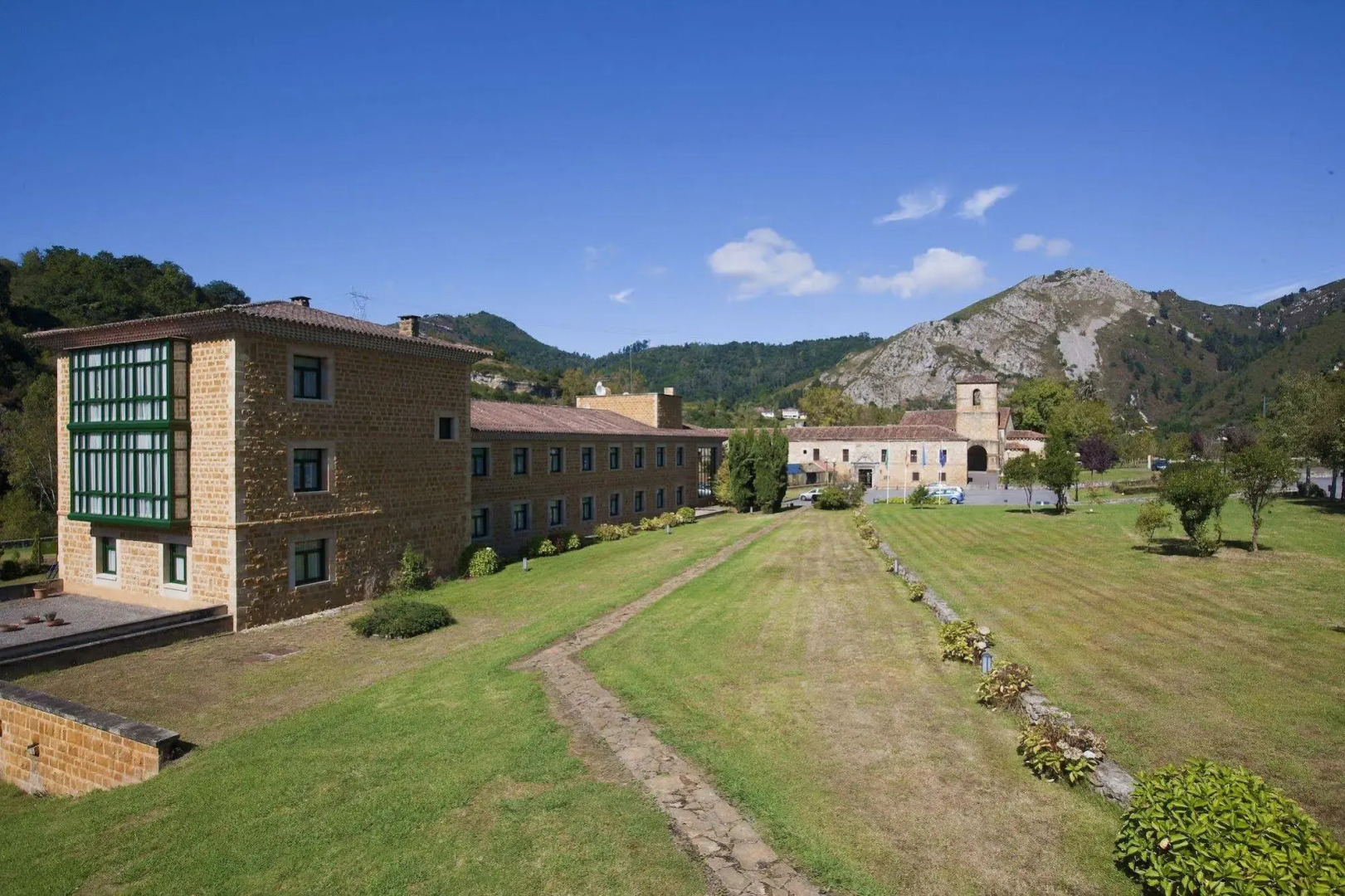 Parador De Cangas De Onis
