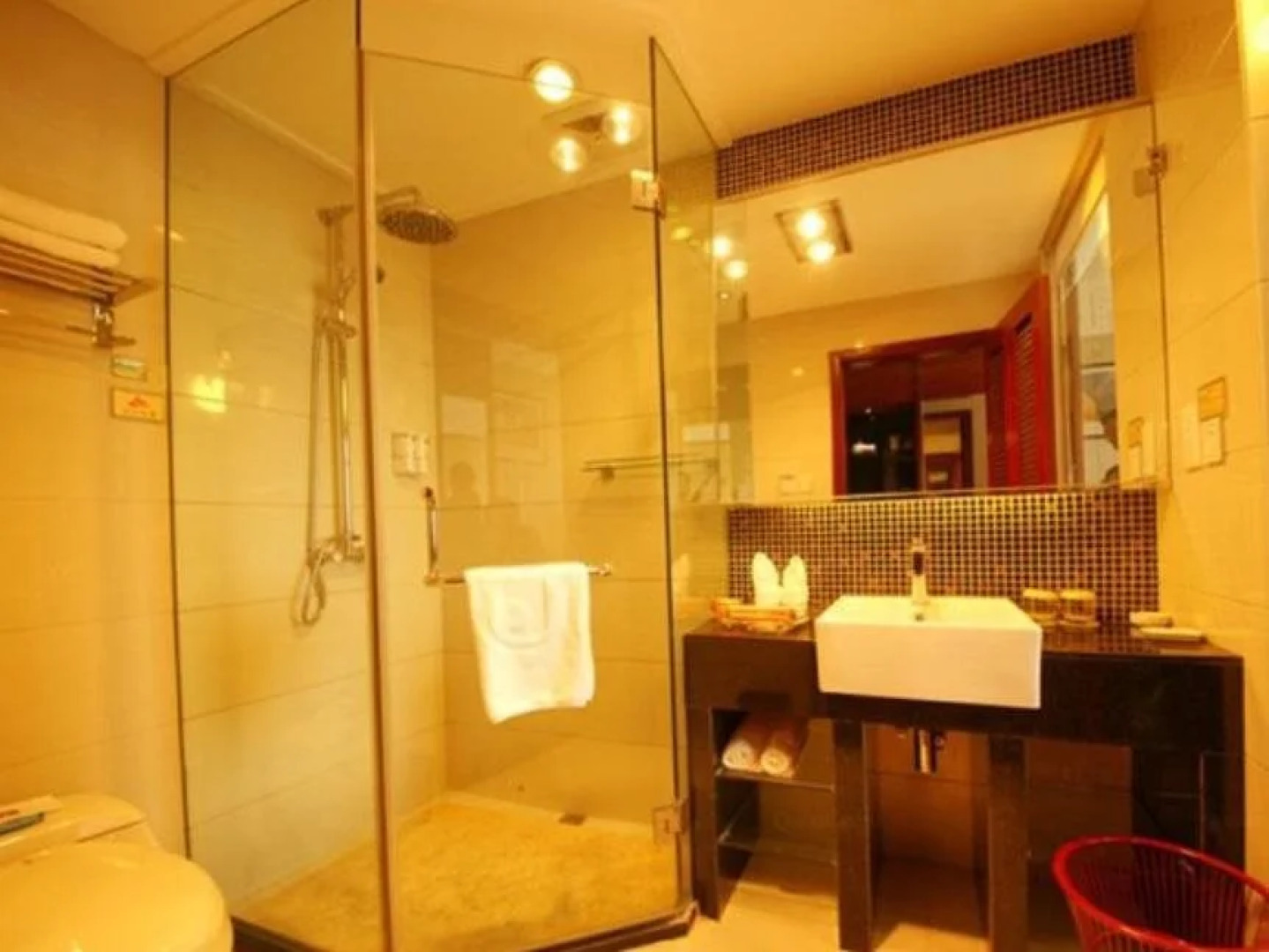 Golden Spring Hotel Lijiang