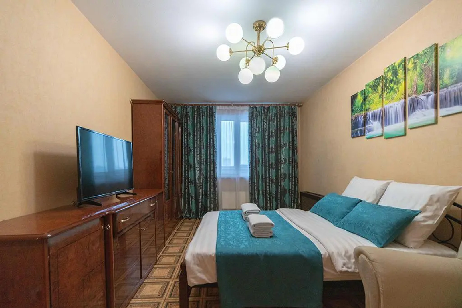 Пять звезд на Ленина 17/1