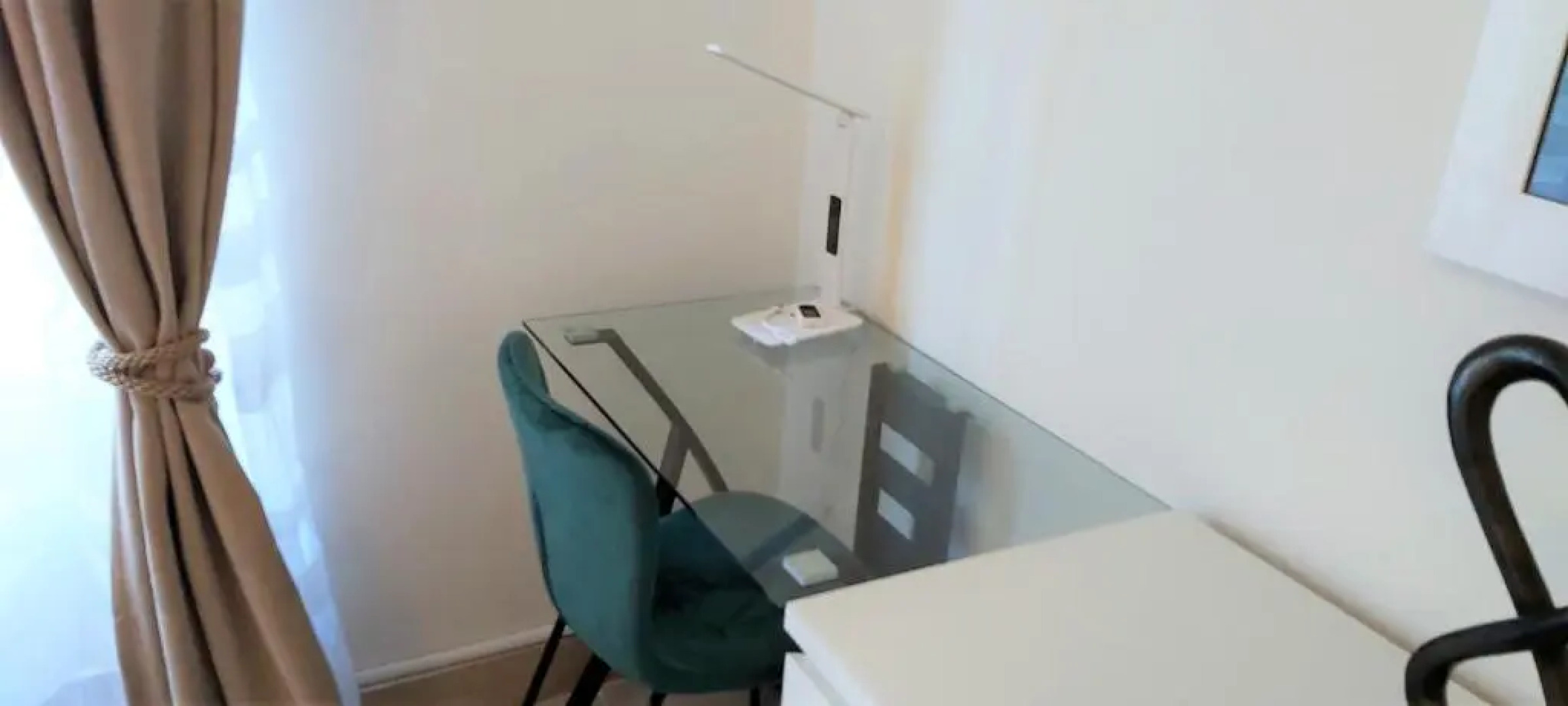 Le Pytheas Vieux Port Marseille