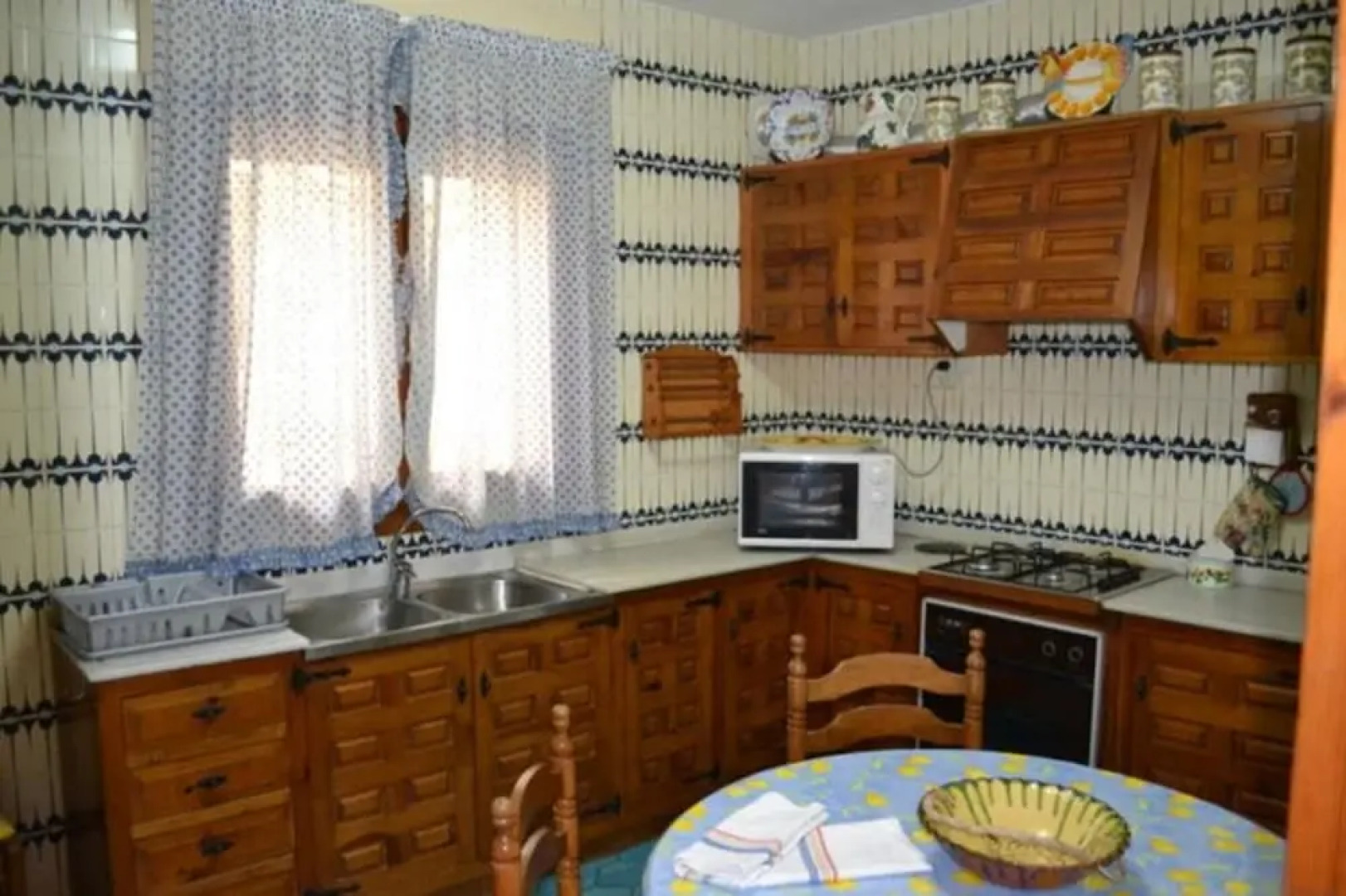 Villa - 3 Bedrooms with Pool - 104988