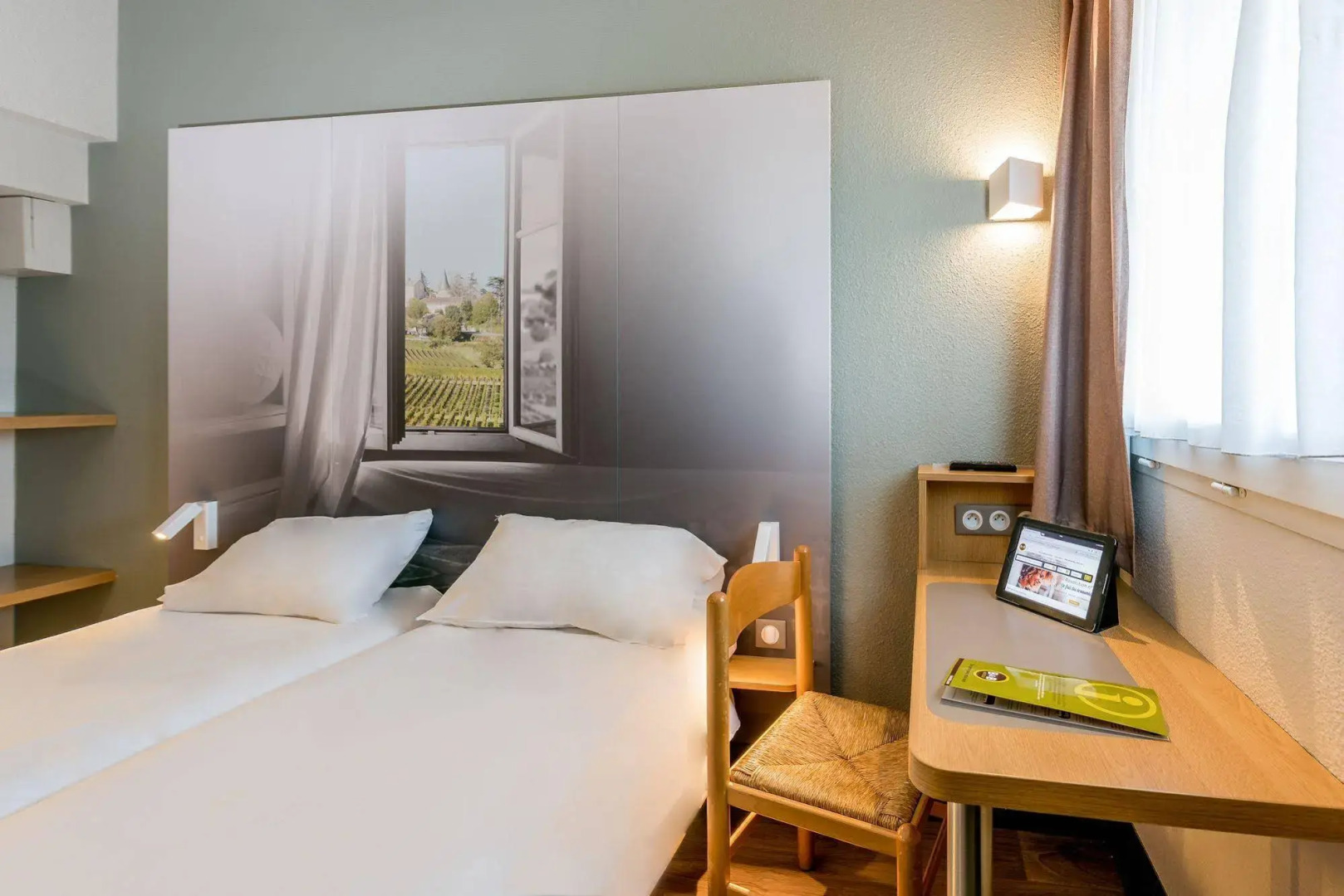 B&B HOTEL Bordeaux Lormont