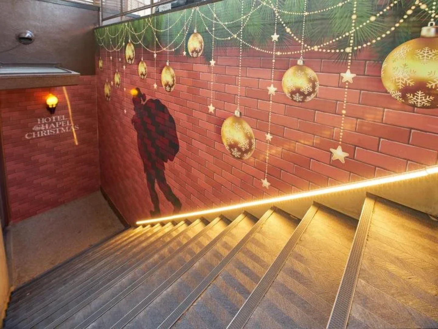 Hotel Blan Chapel Christmas Narita (Love Hotel)