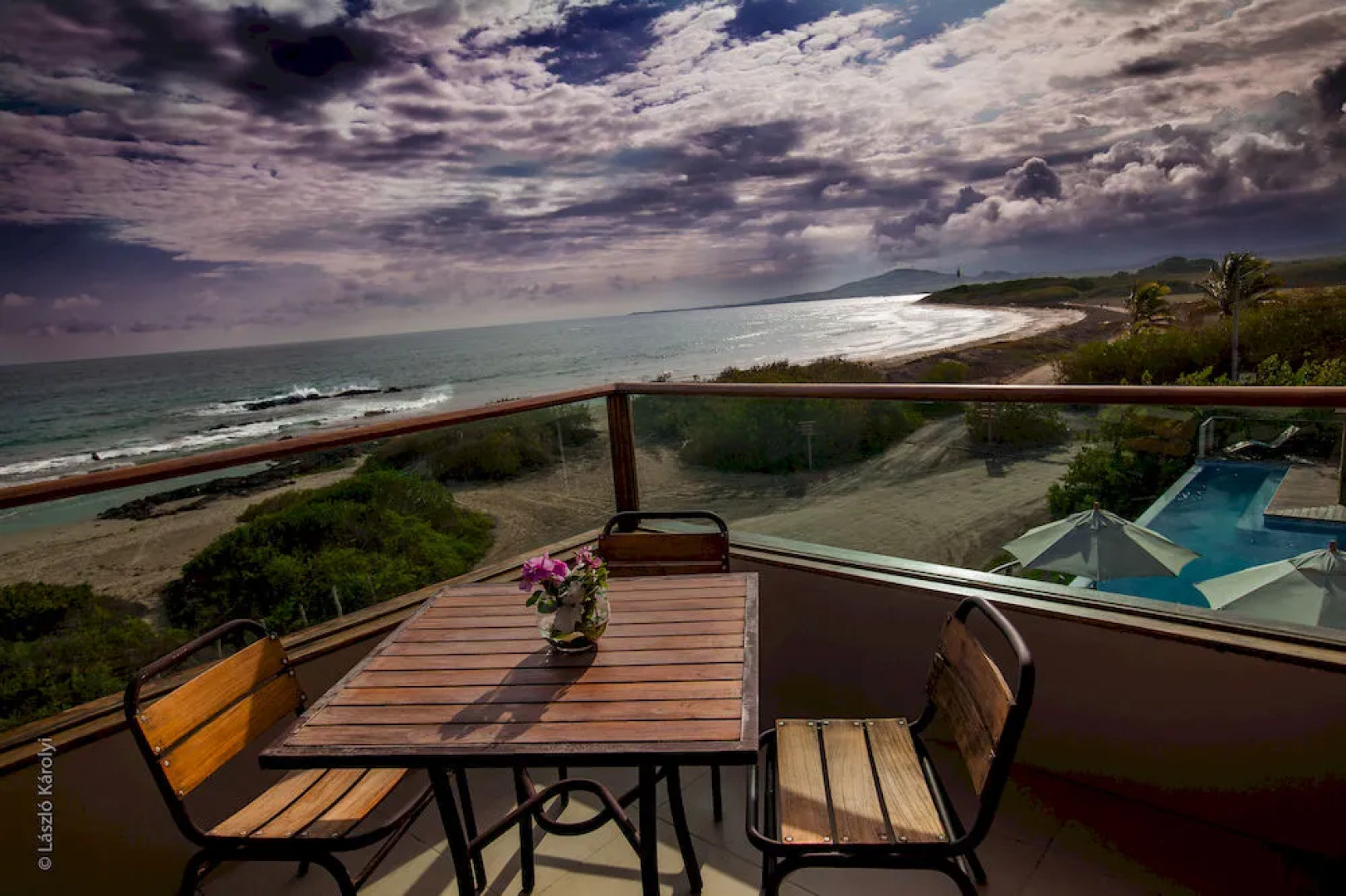 Iguana Crossing Boutique Hotel