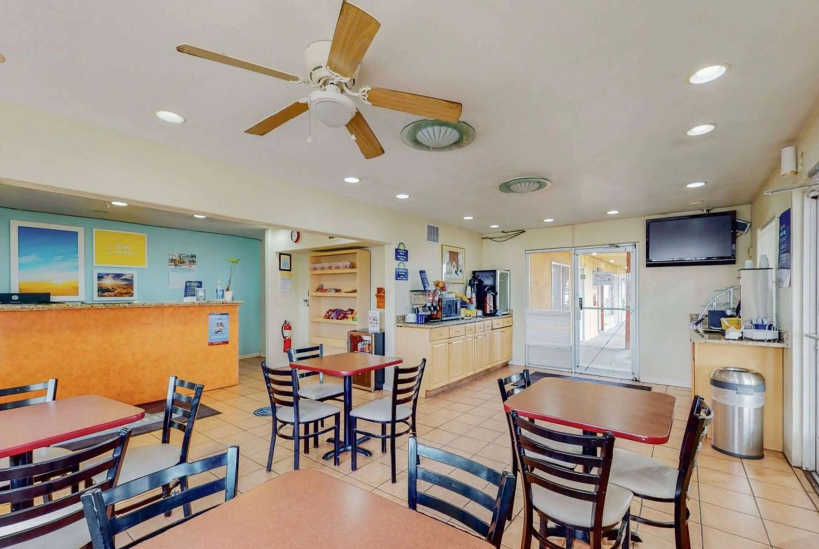 Days Inn by Wyndham Socorro