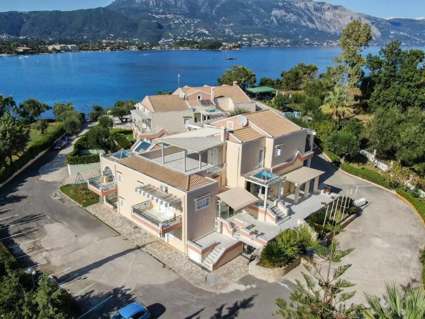 Saint Nicholas Beach Studio I