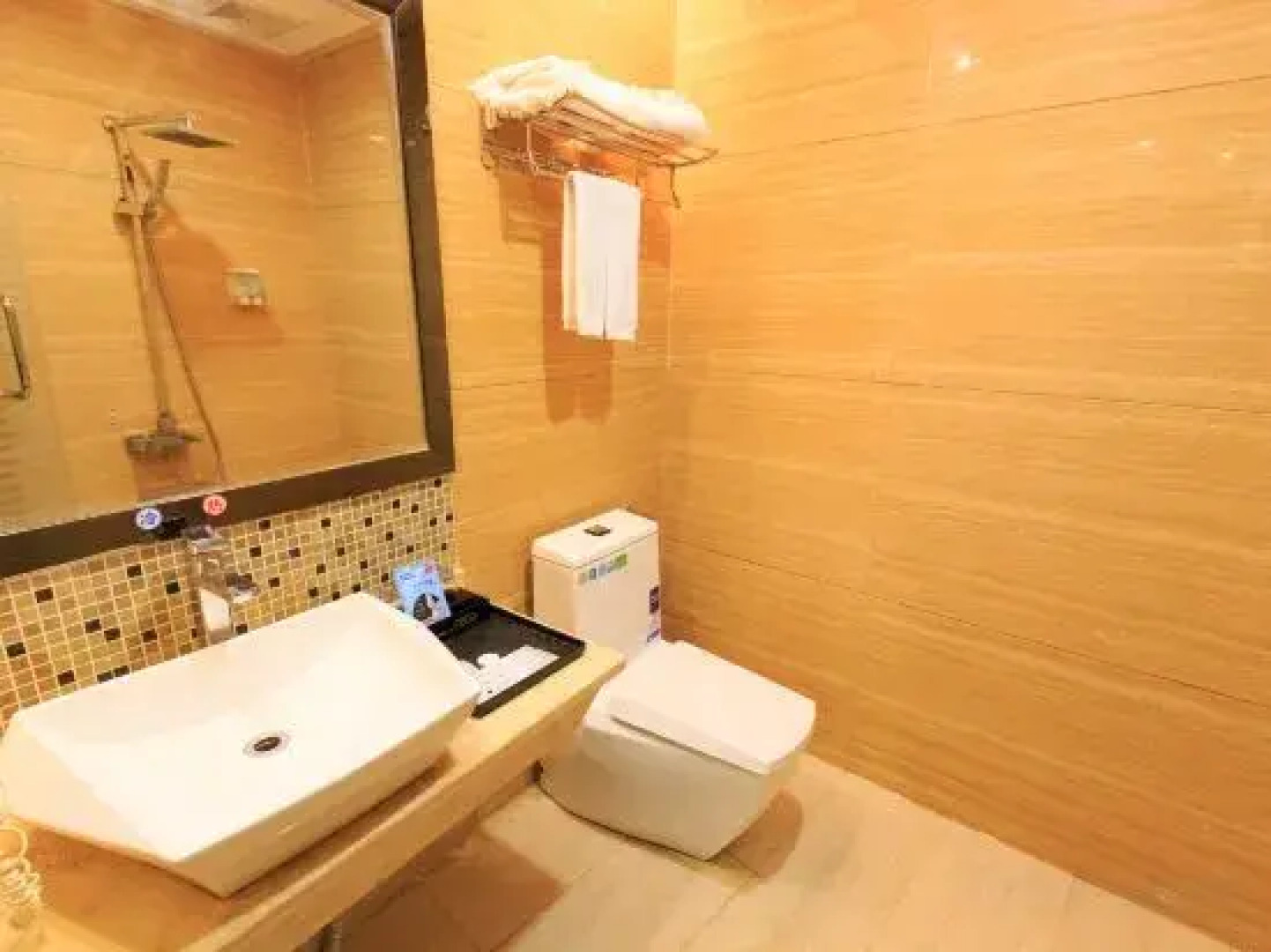 Venice Fashion Hotel