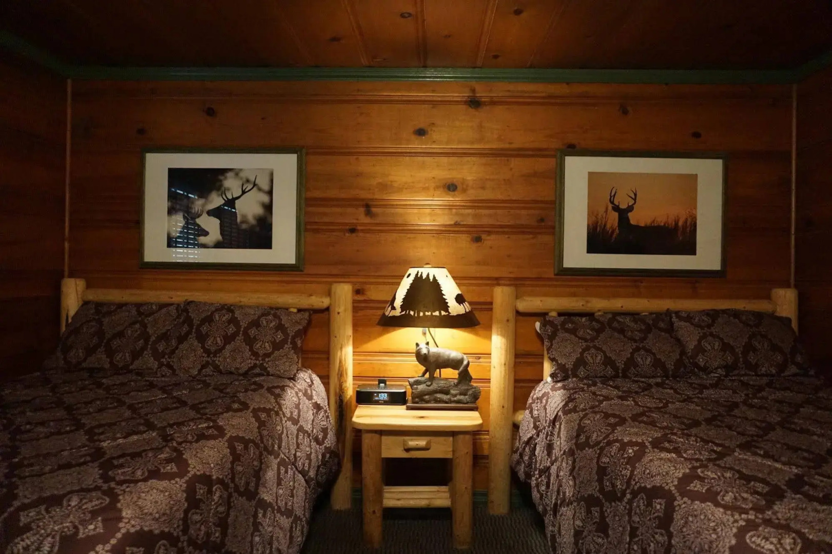 Shaver Lake Village Hotel