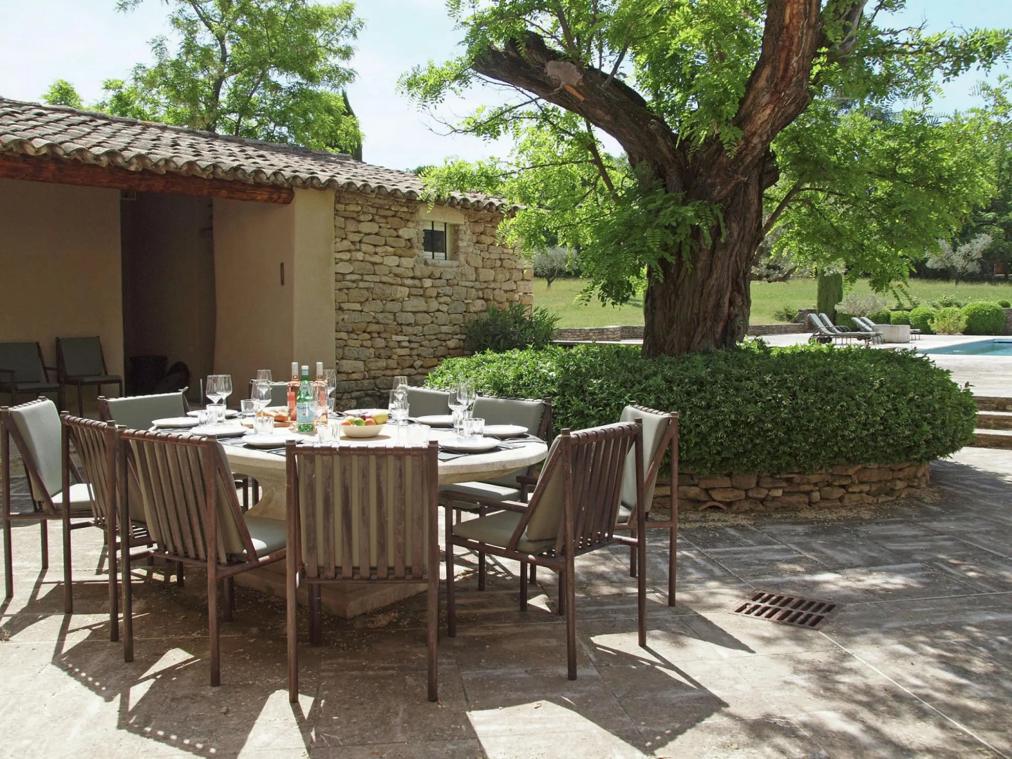 Enticing Villa With Private Swimming Pool in Oppede