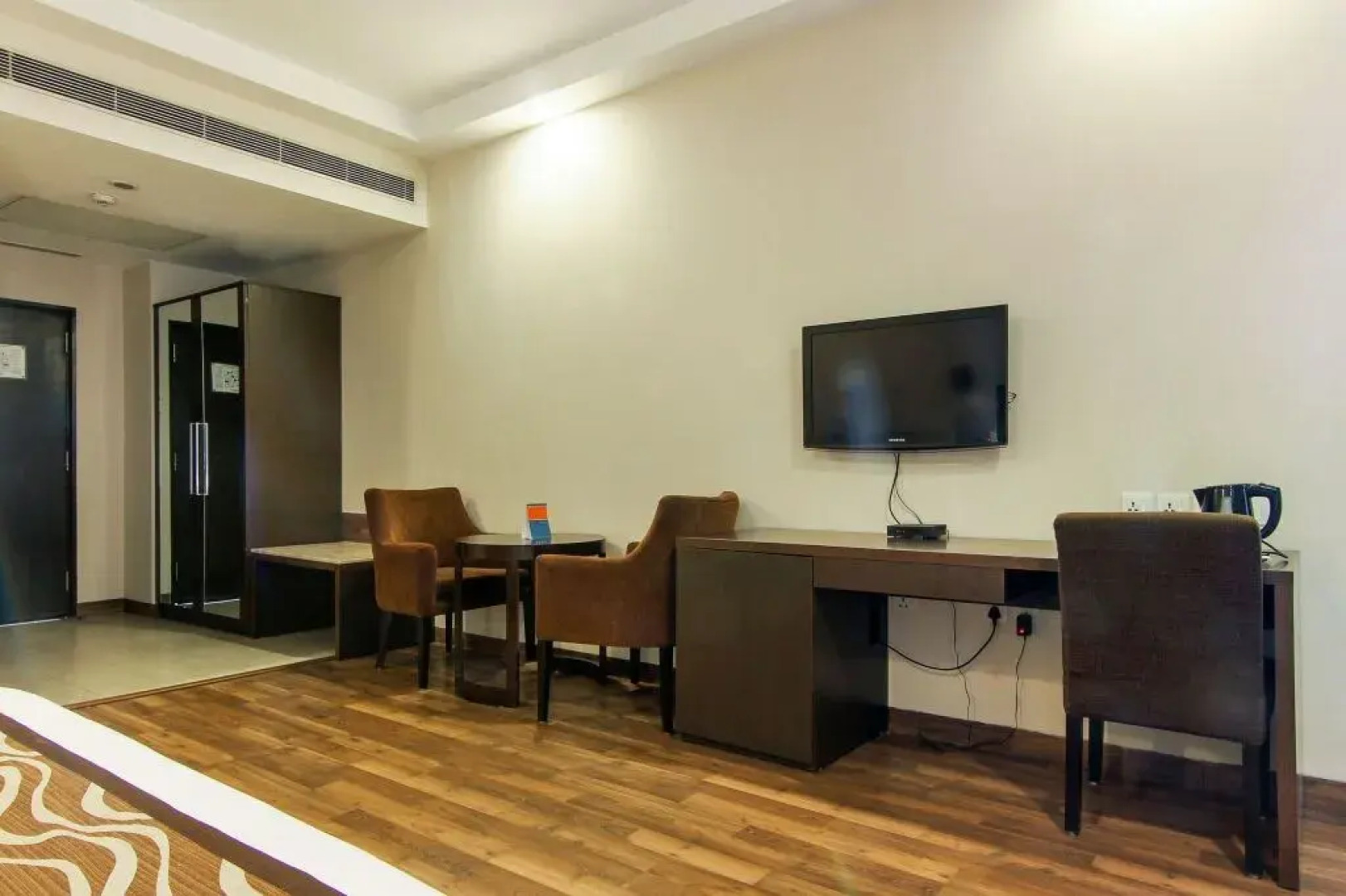 Vibe By The LaLiT Traveller