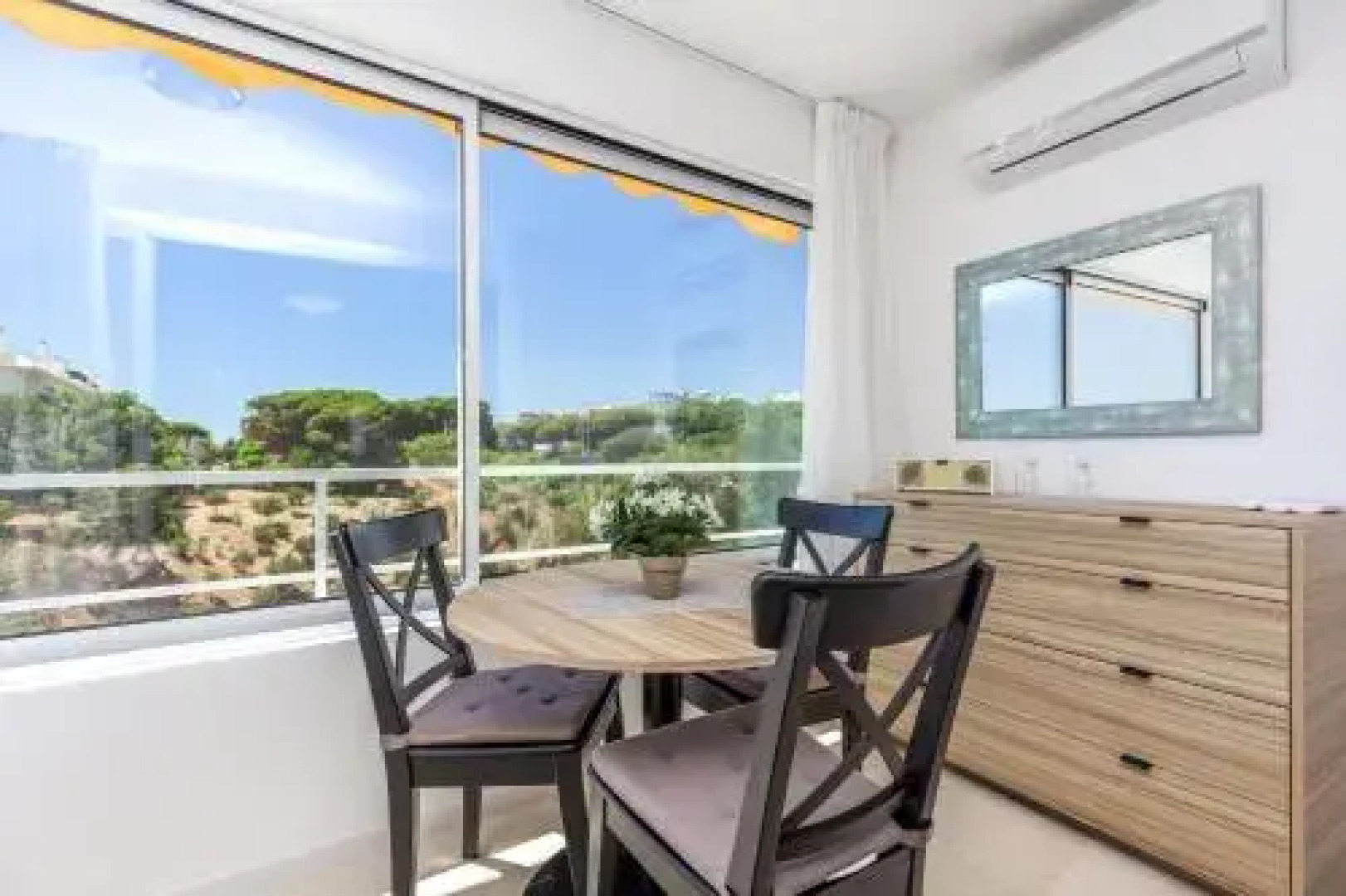 Marbellamar Seafront