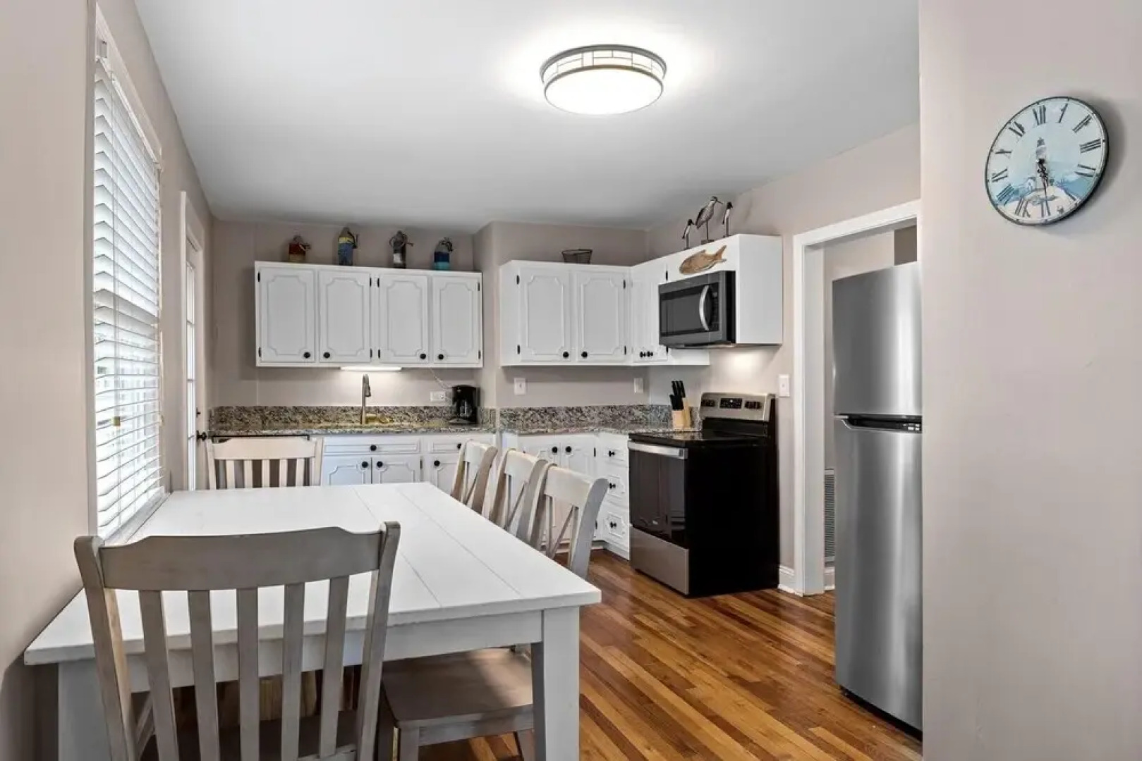 The Anchor Cottage 3 Bedroom Home by RedAwning