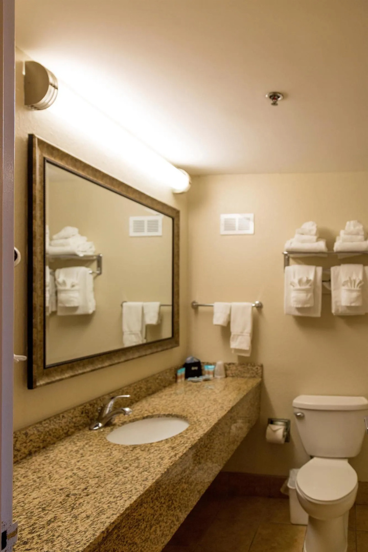 Best Western New Smyrna Beach Hotel & Suites