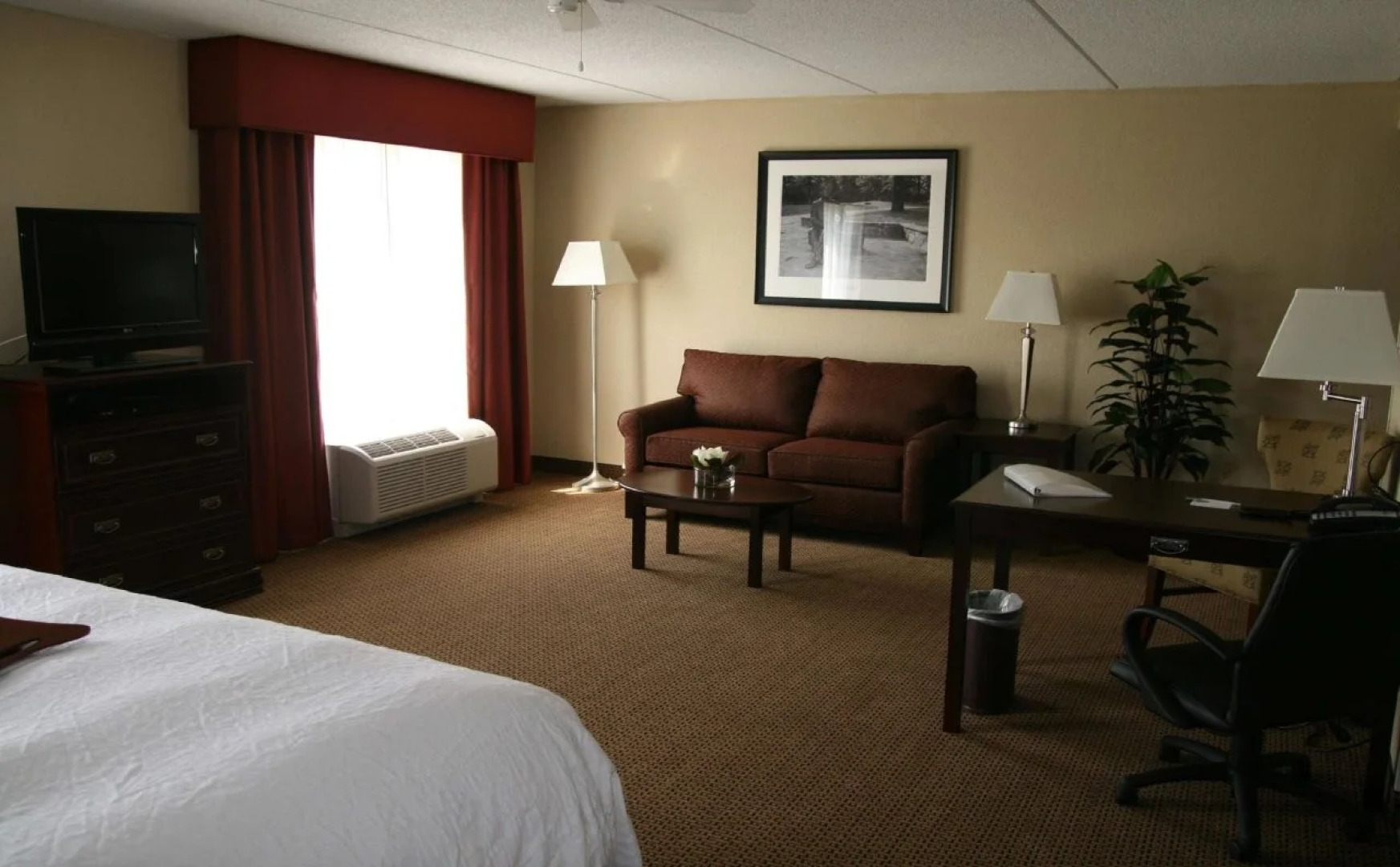 Hampton Inn & Suites Lanett-I-85