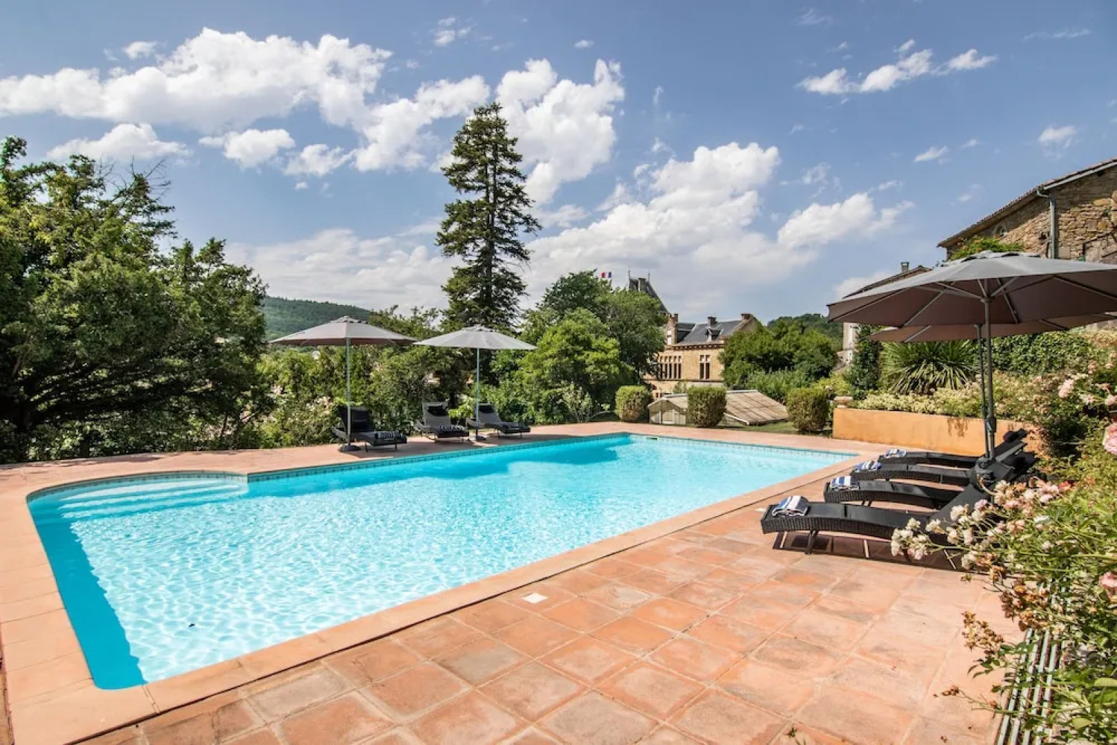 Chateau Terre Blanche