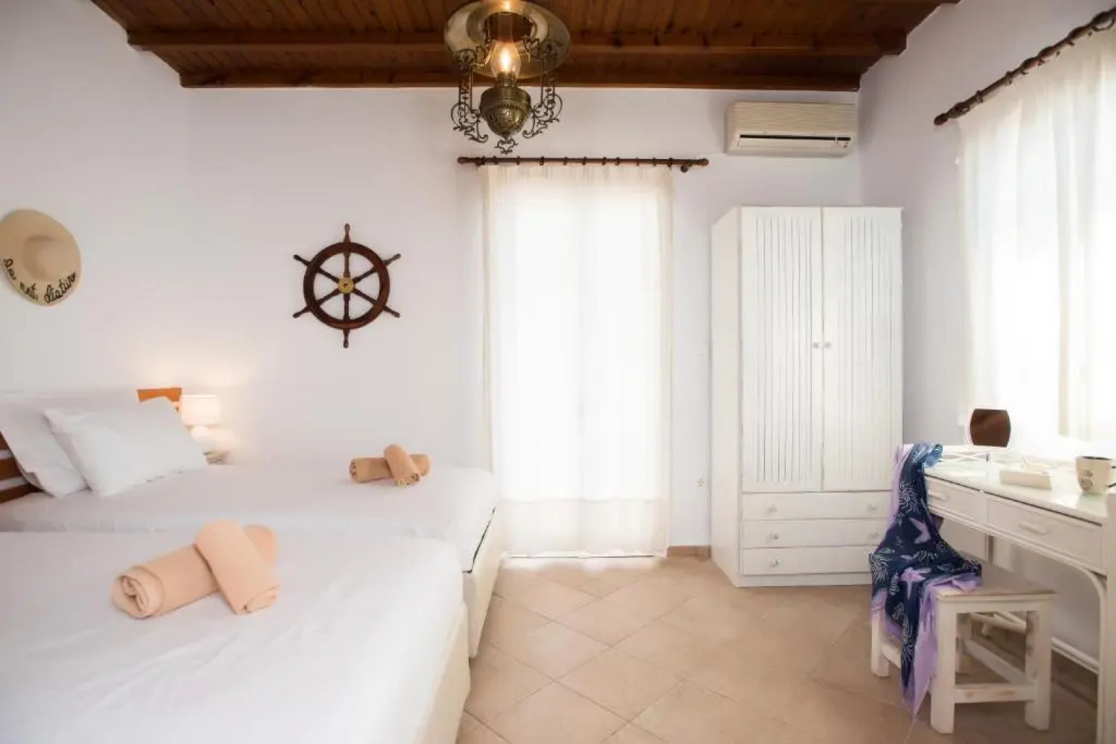 Escape to Mykonos - Entire place by Ornos beach