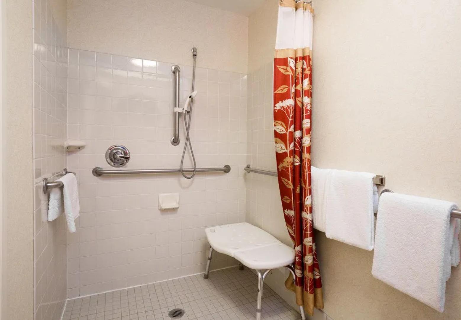 Courtyard Chicago Bloomingdale