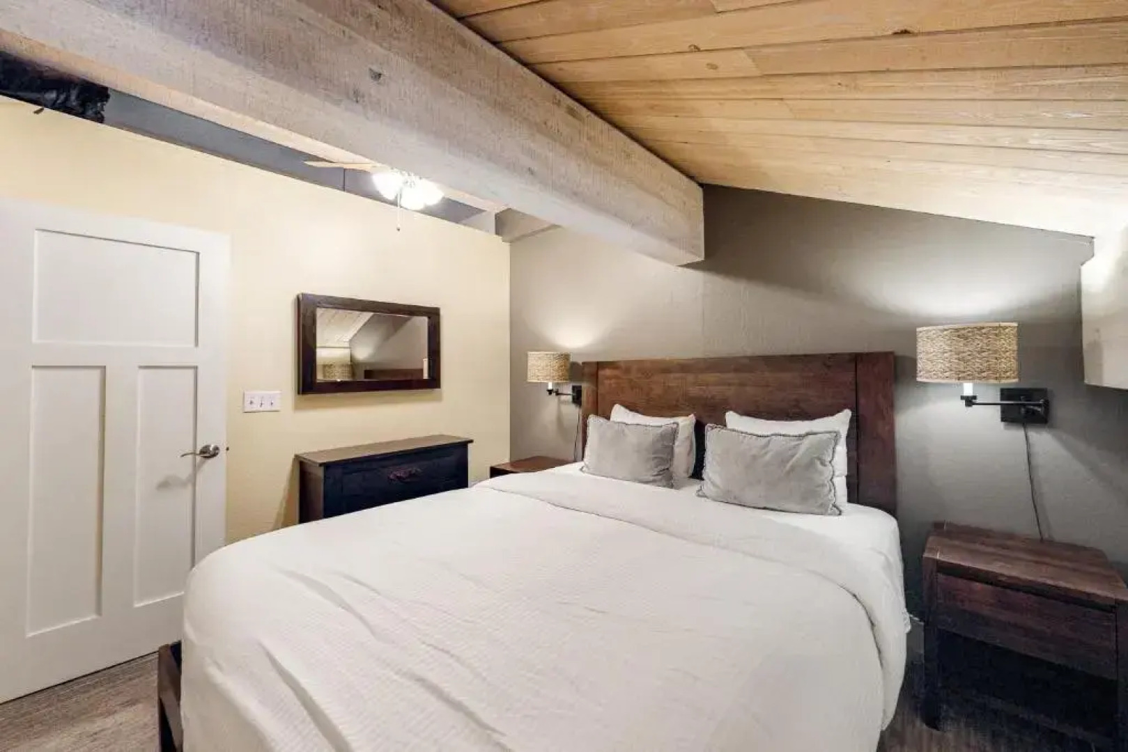Hotel Style Room In The Timber Creek Lodge 1 Bedroom Condo by Redawning
