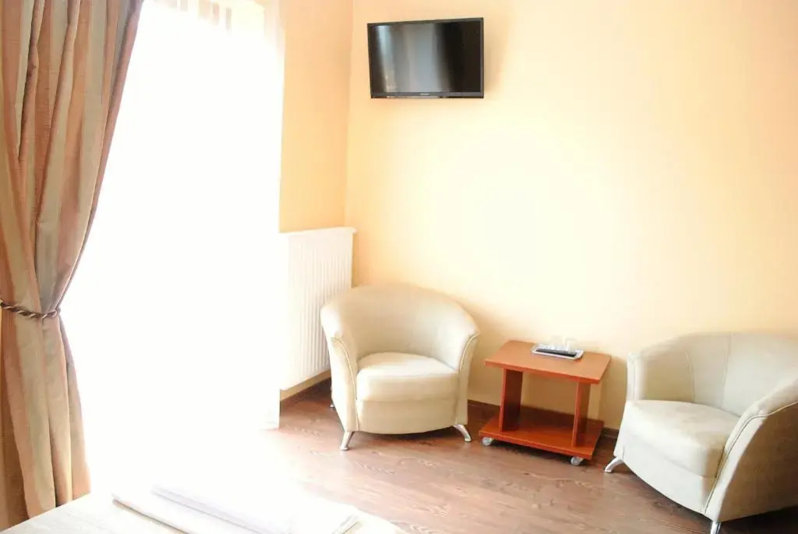 Hotel Forward Pool&Sauna