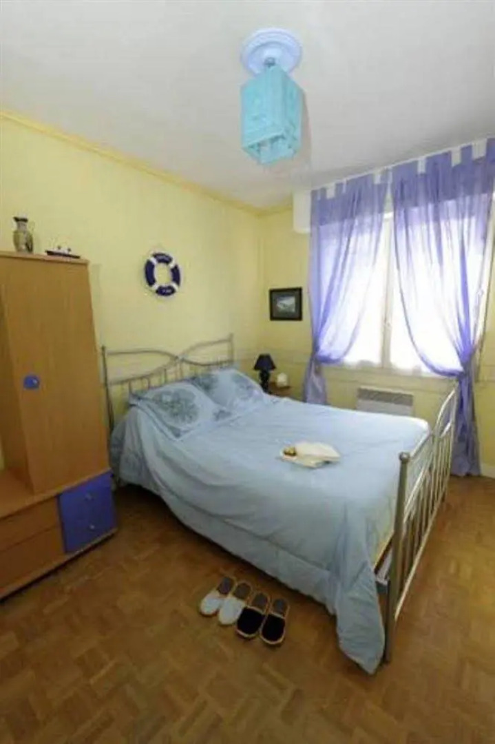 Maison et Table dHôtes Joliot Curie