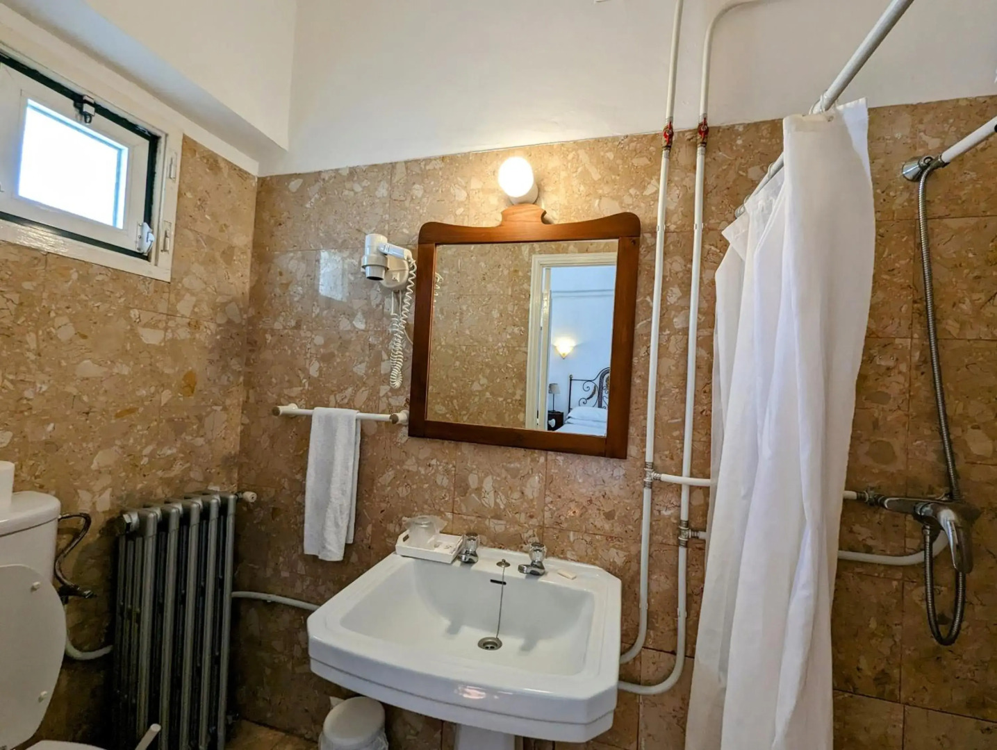 Hotel Solar De Monfalim